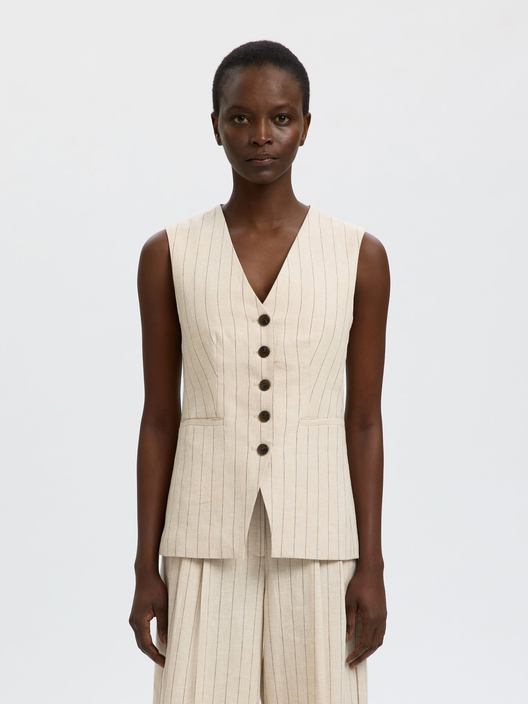LINEN BLEND VEST