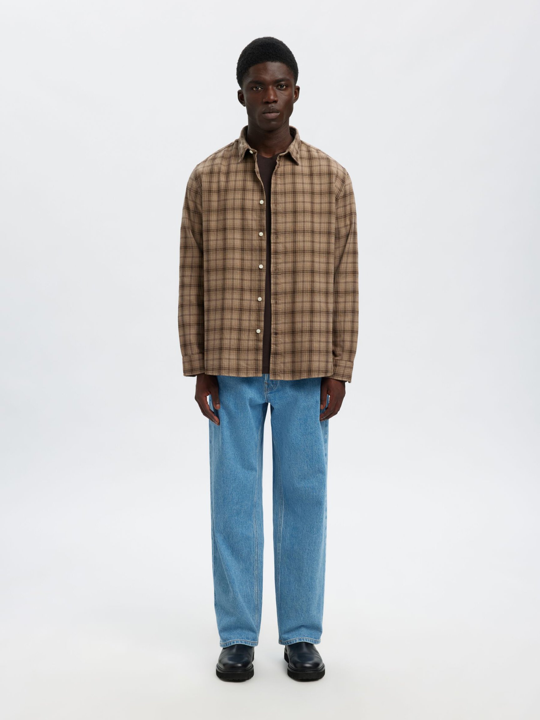 REGULAR FIT SHIRT