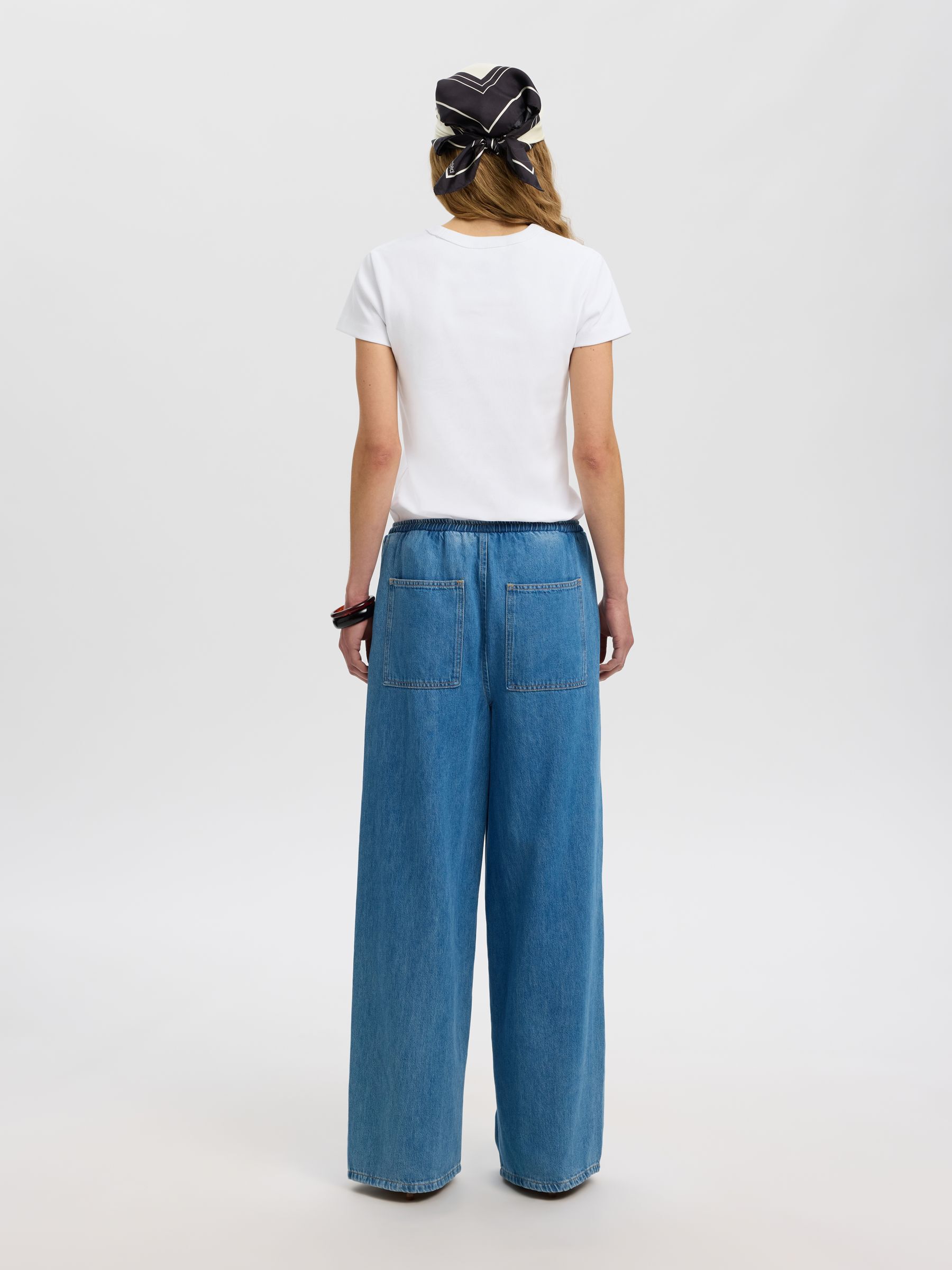 COTTON SHORT-SLEEVED T-SHIRT