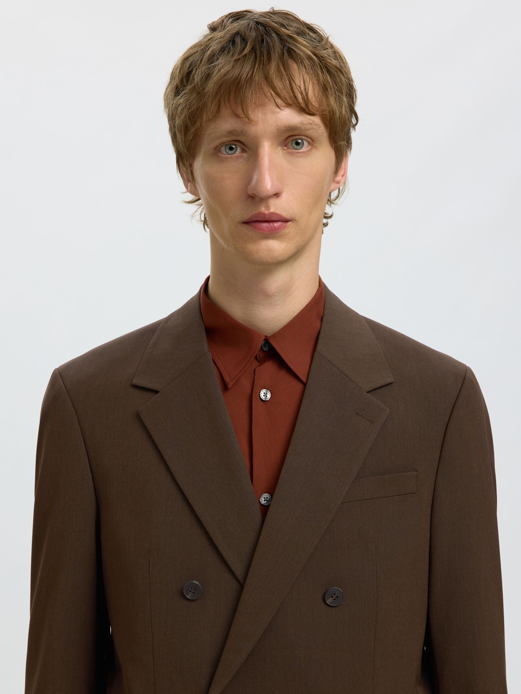RELAXED FIT DOUBLE-BREASTED BLAZER