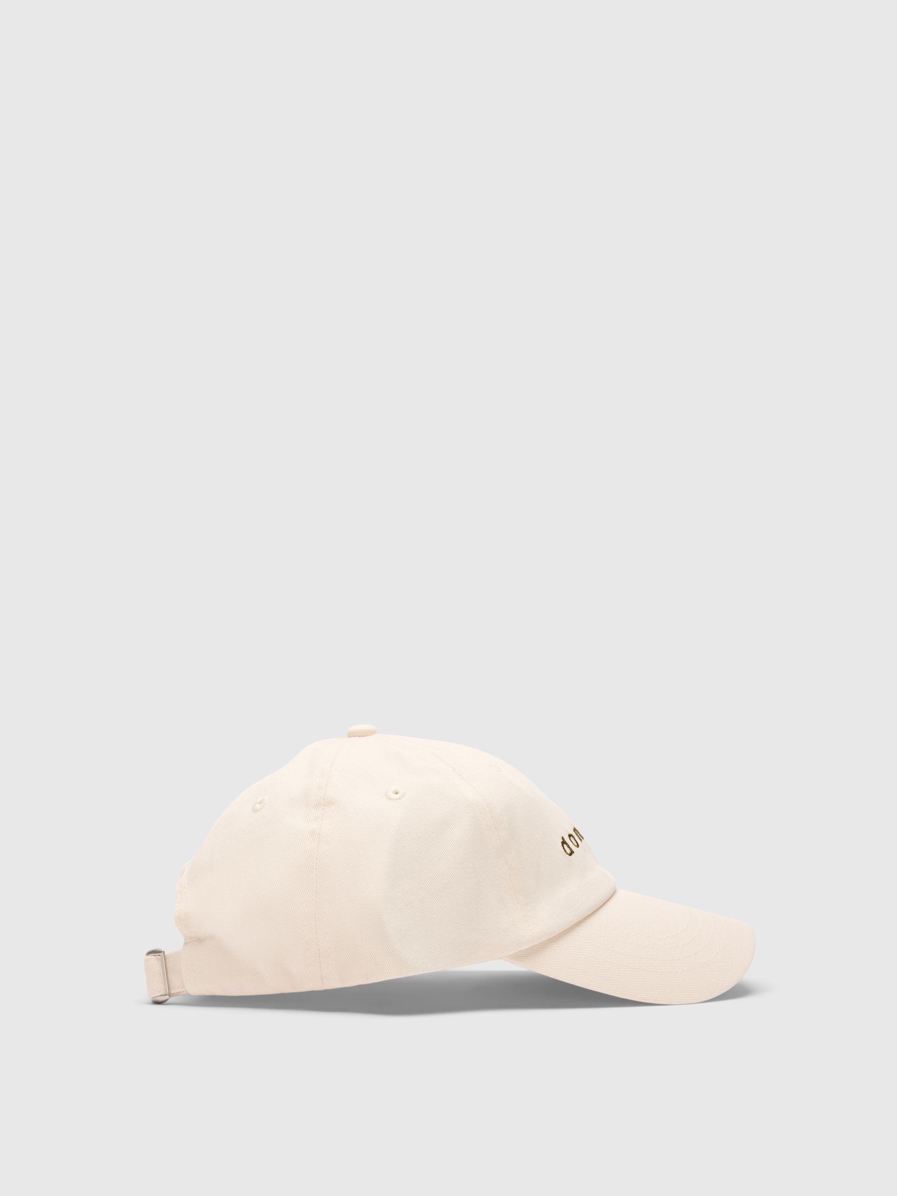 EMBROIDERED CAP