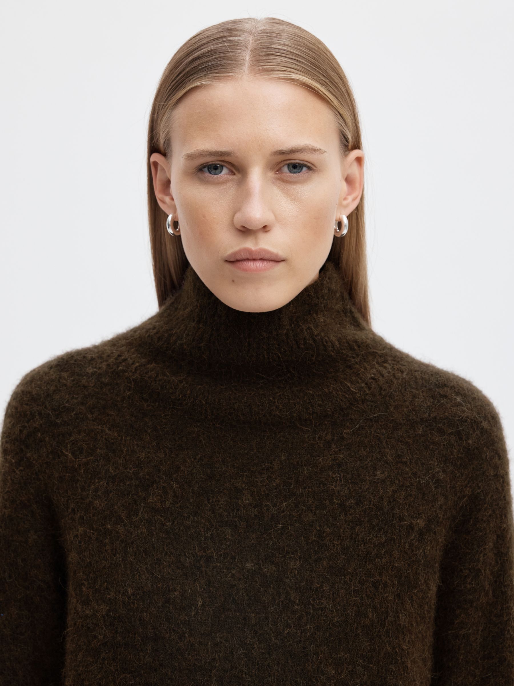 WOOL BLEND HIGH-NECK JUMPER