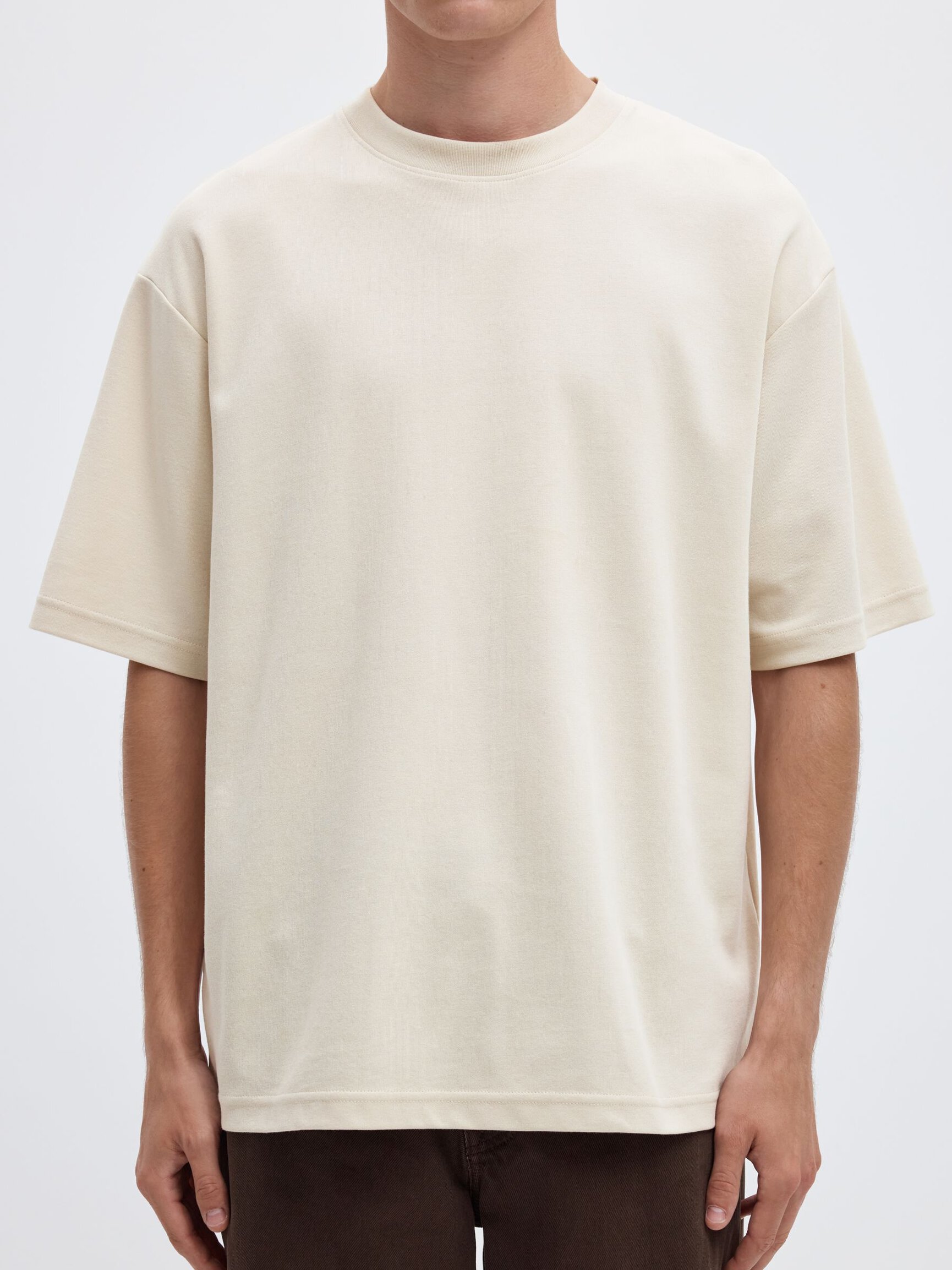 LOOSE FIT T-SHIRT