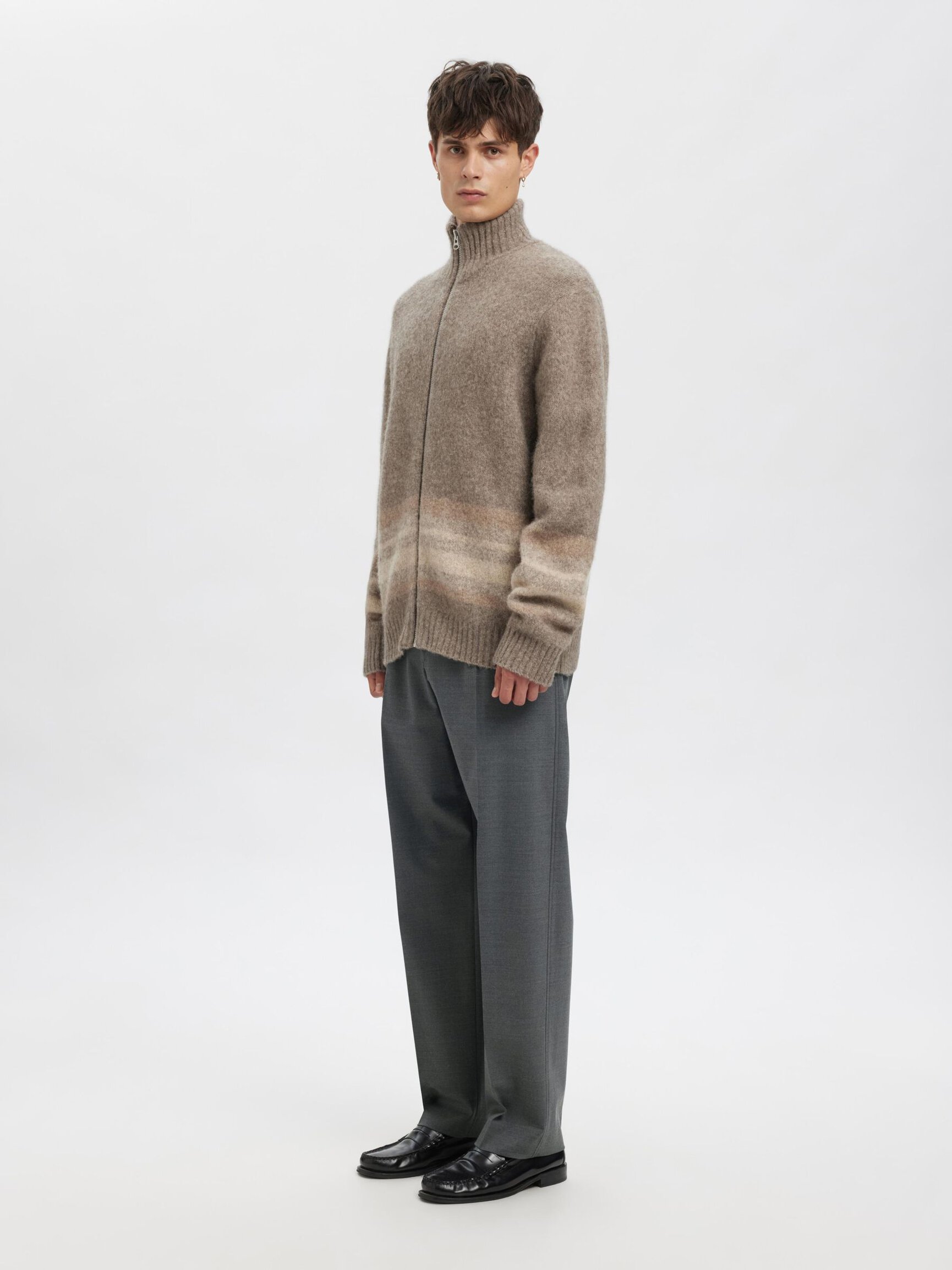 RELAXED FIT TROUSERS