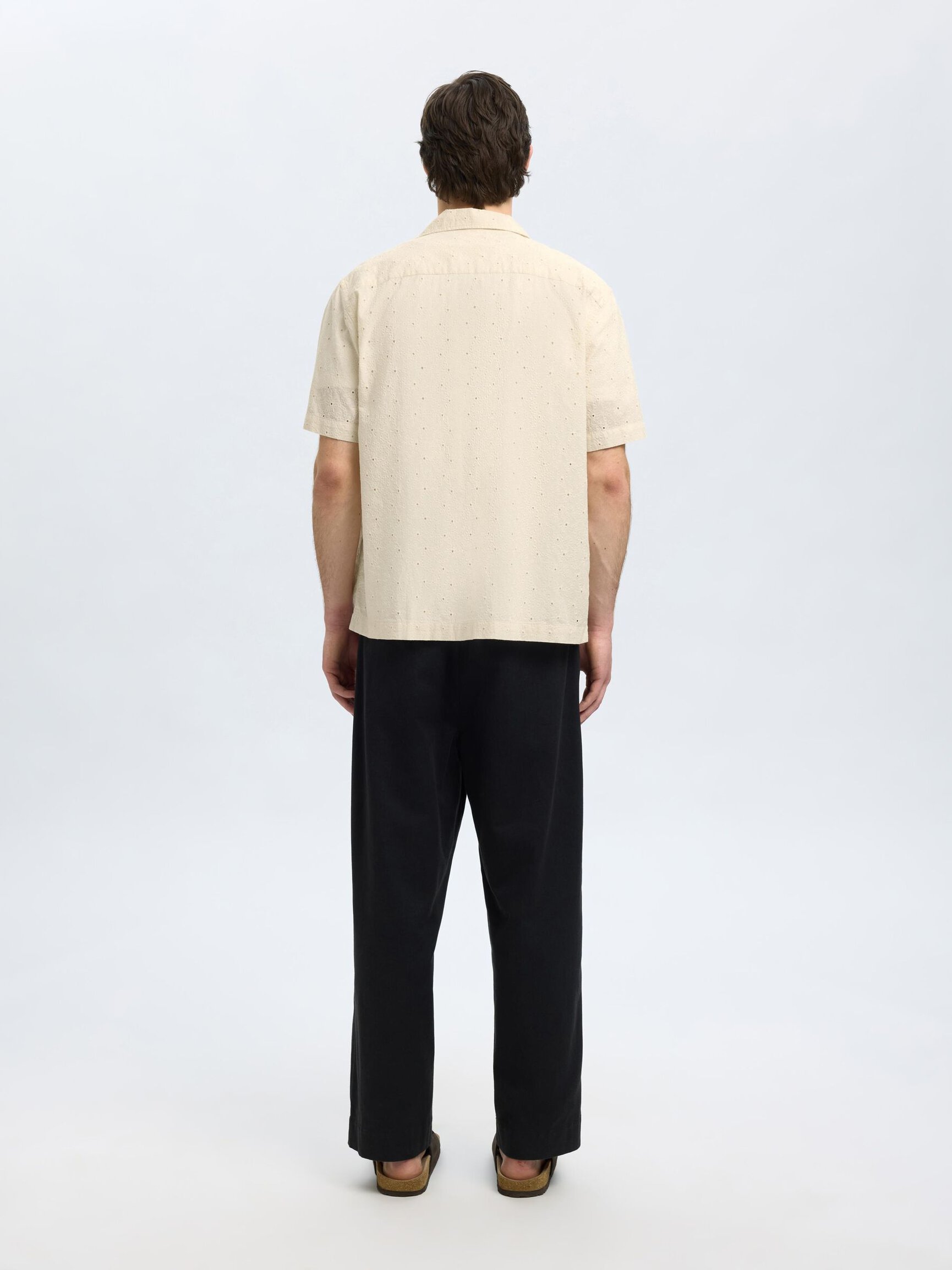 KOSZULA Z KRÓTKIM RĘKAWEM