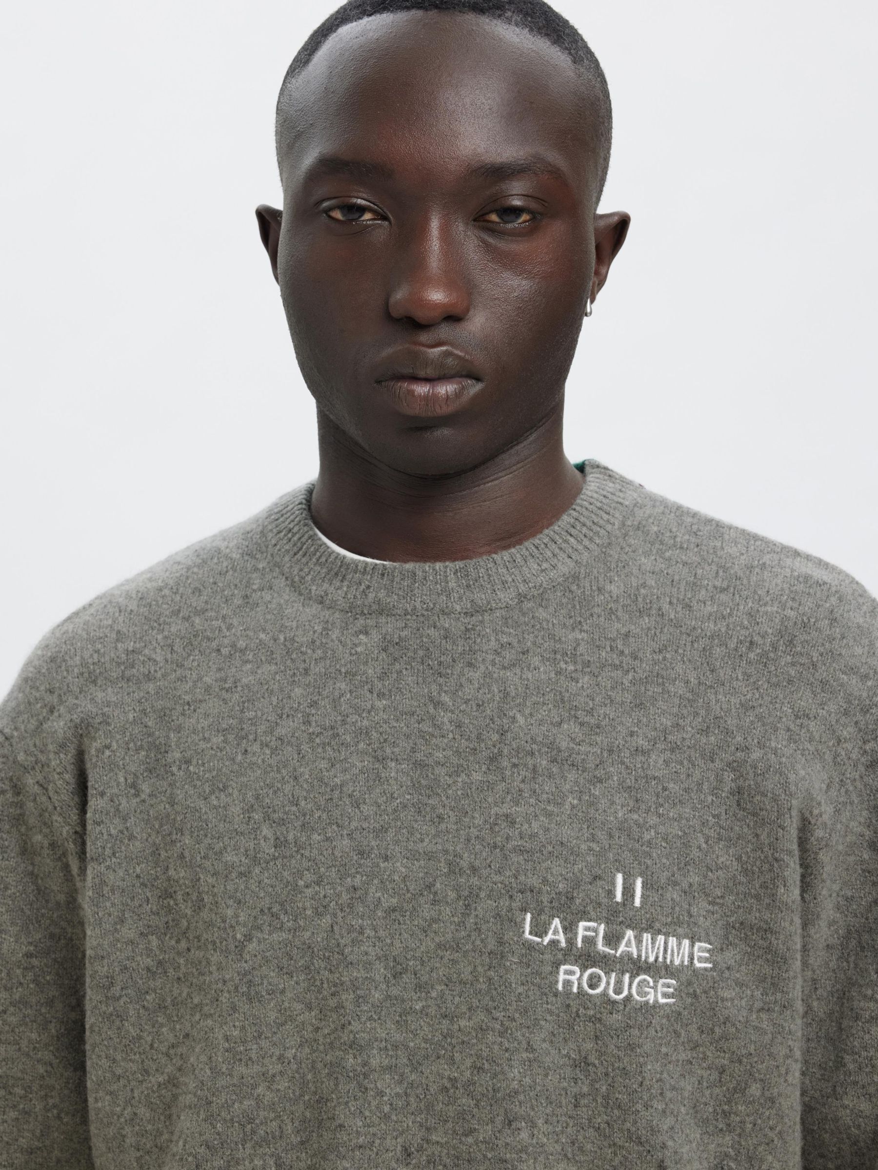 REGULAR FIT KNITTED PULLOVER