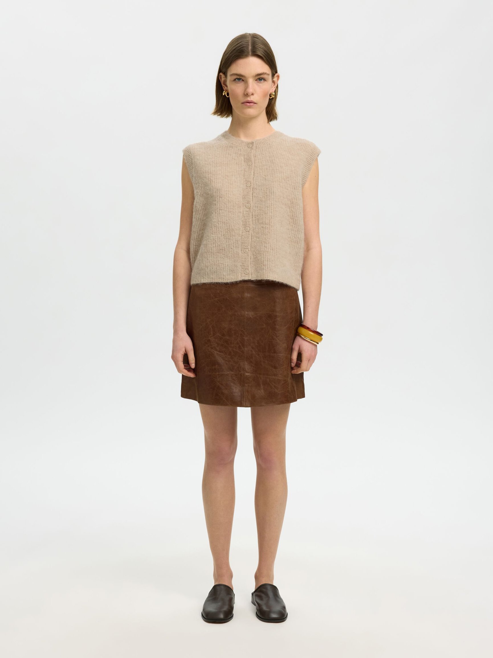 WOOL BLEND KNITTED VEST