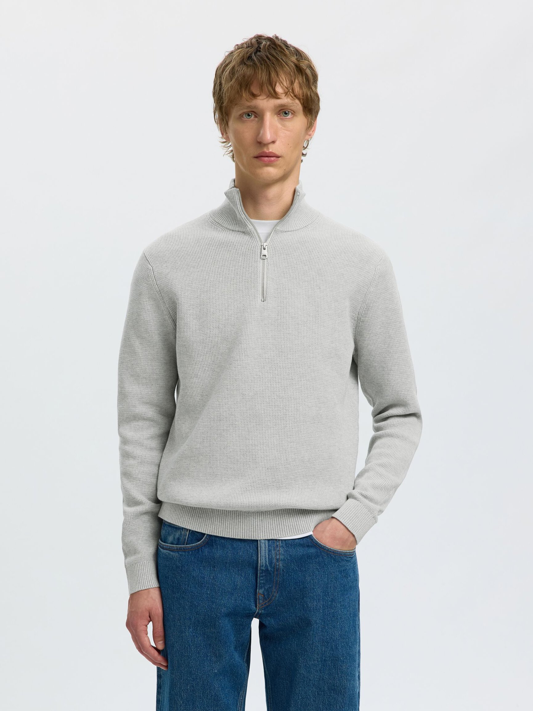 HALF-ZIP JUMPER