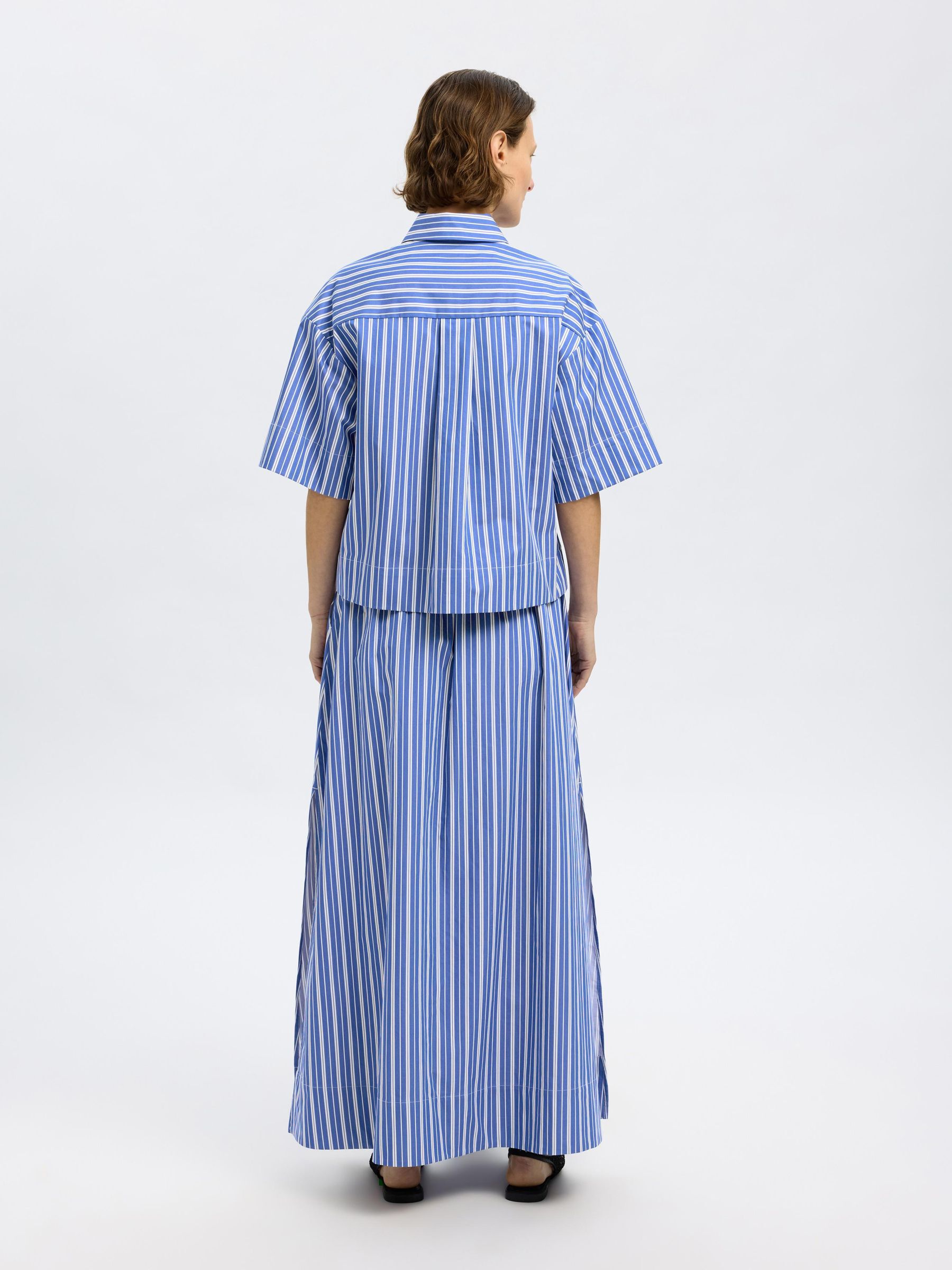 STRIPED SHORT SLEEVED SHIRT