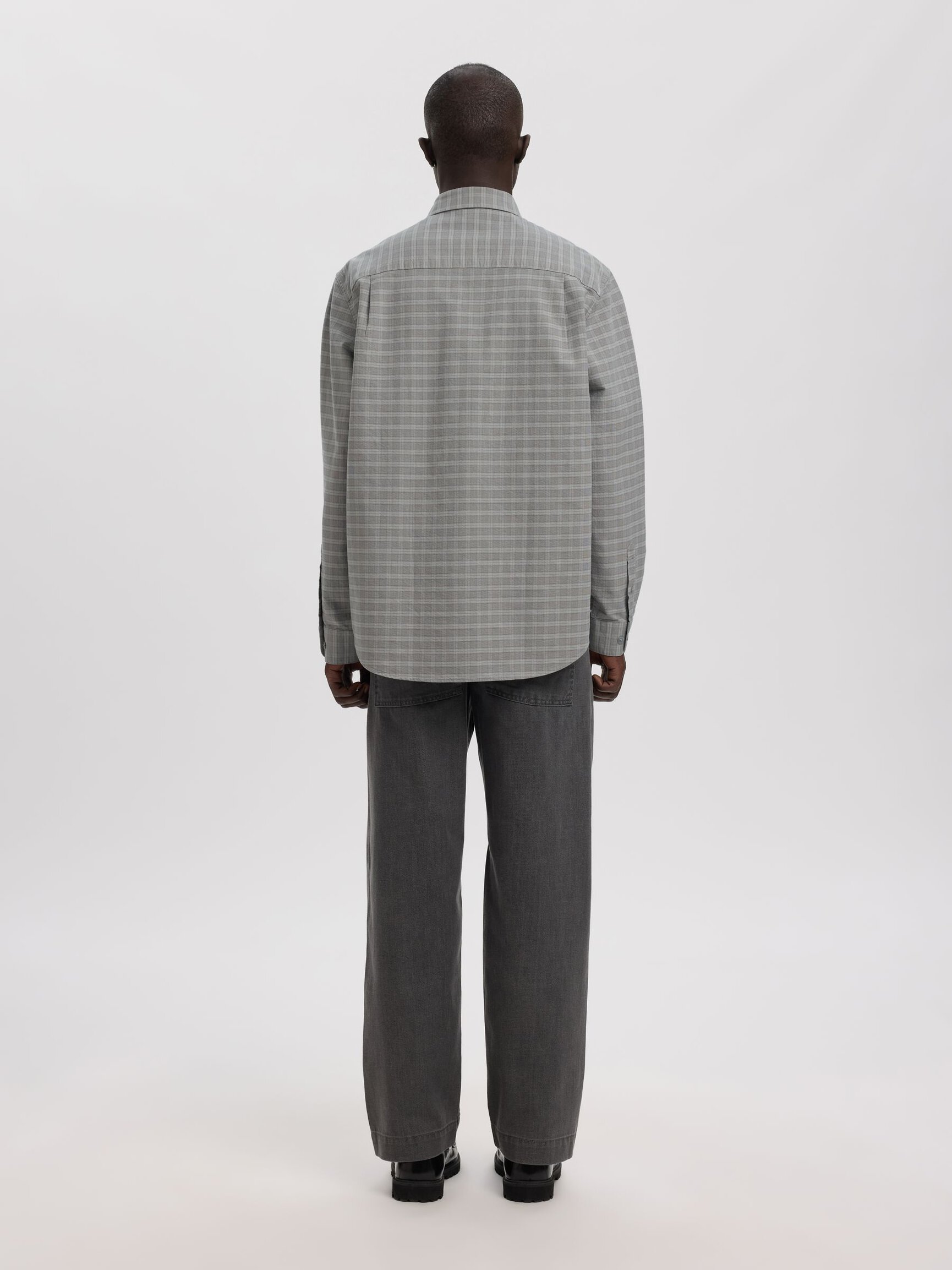 RELAXED FIT LONG SLEEVED SHIRT