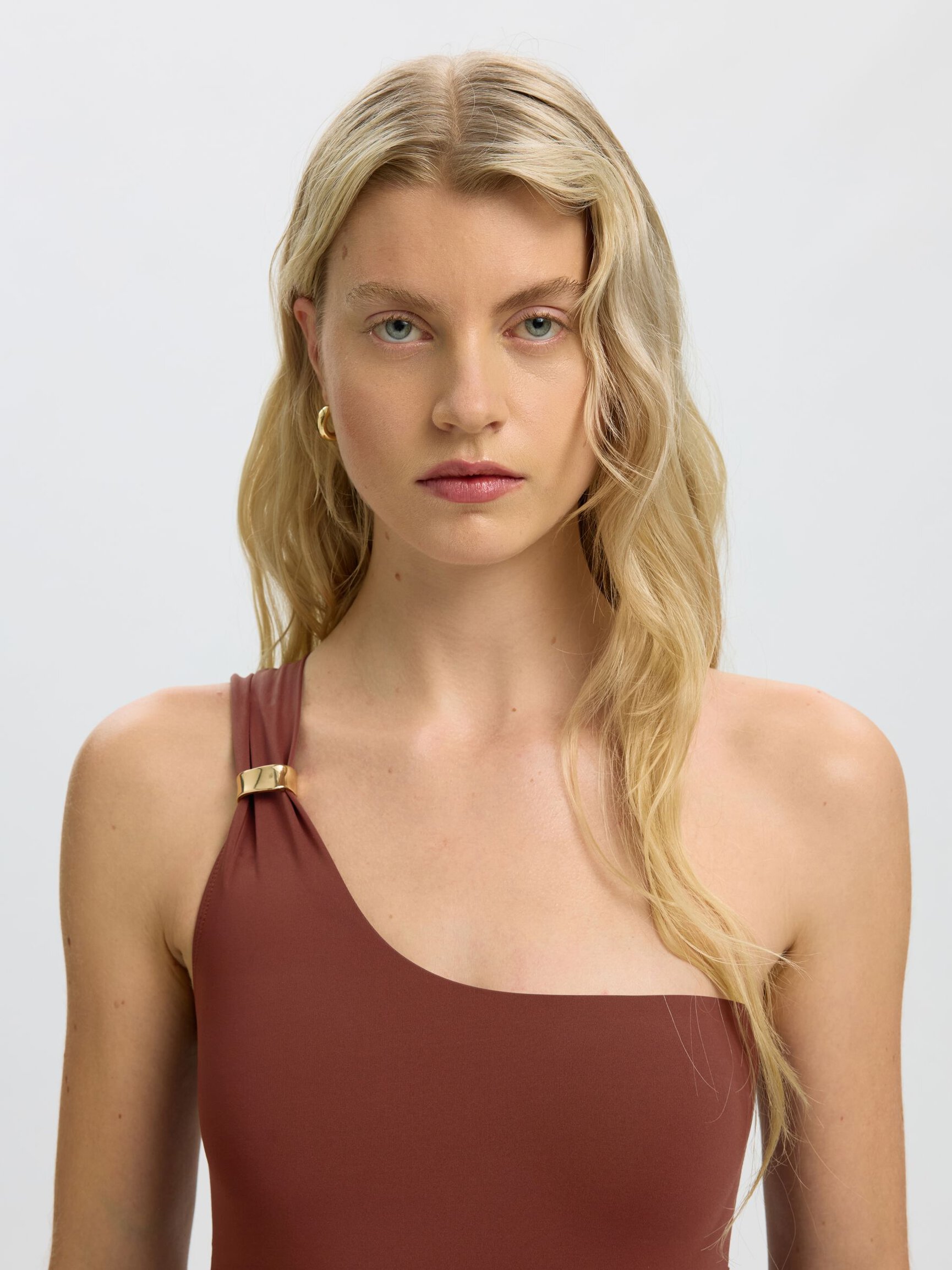 ONE SHOULDER SWIMSUIT