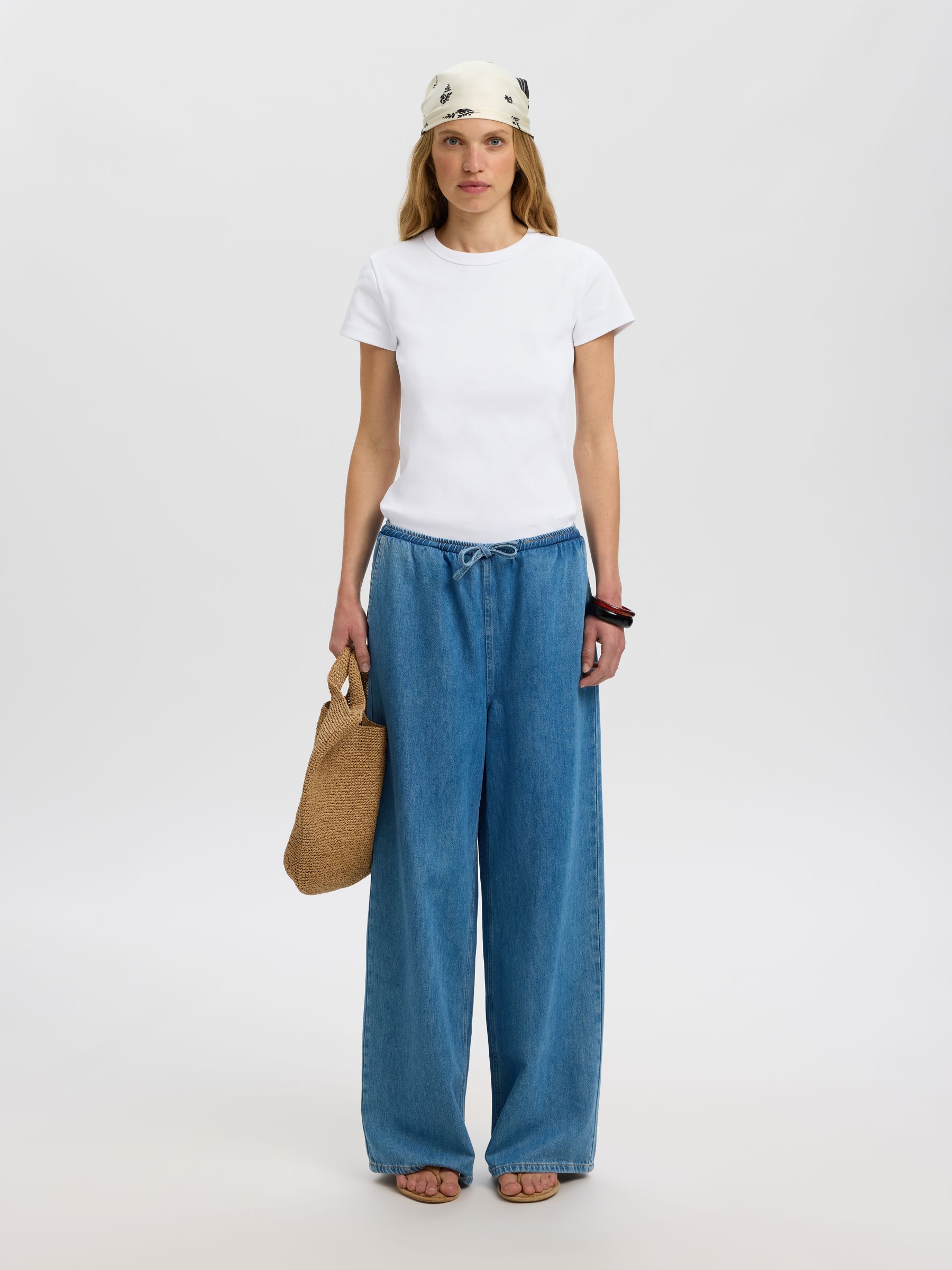 COTTON SHORT-SLEEVED T-SHIRT
