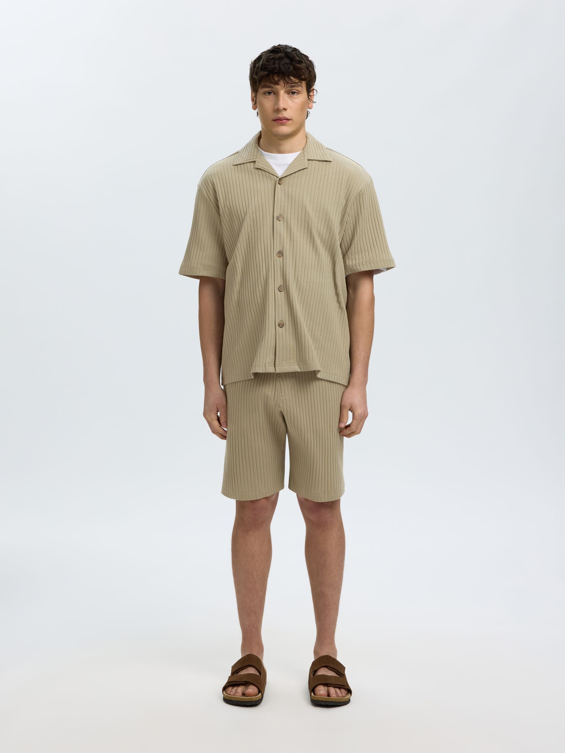 RELAXED FIT GERIBBELD SHORTS