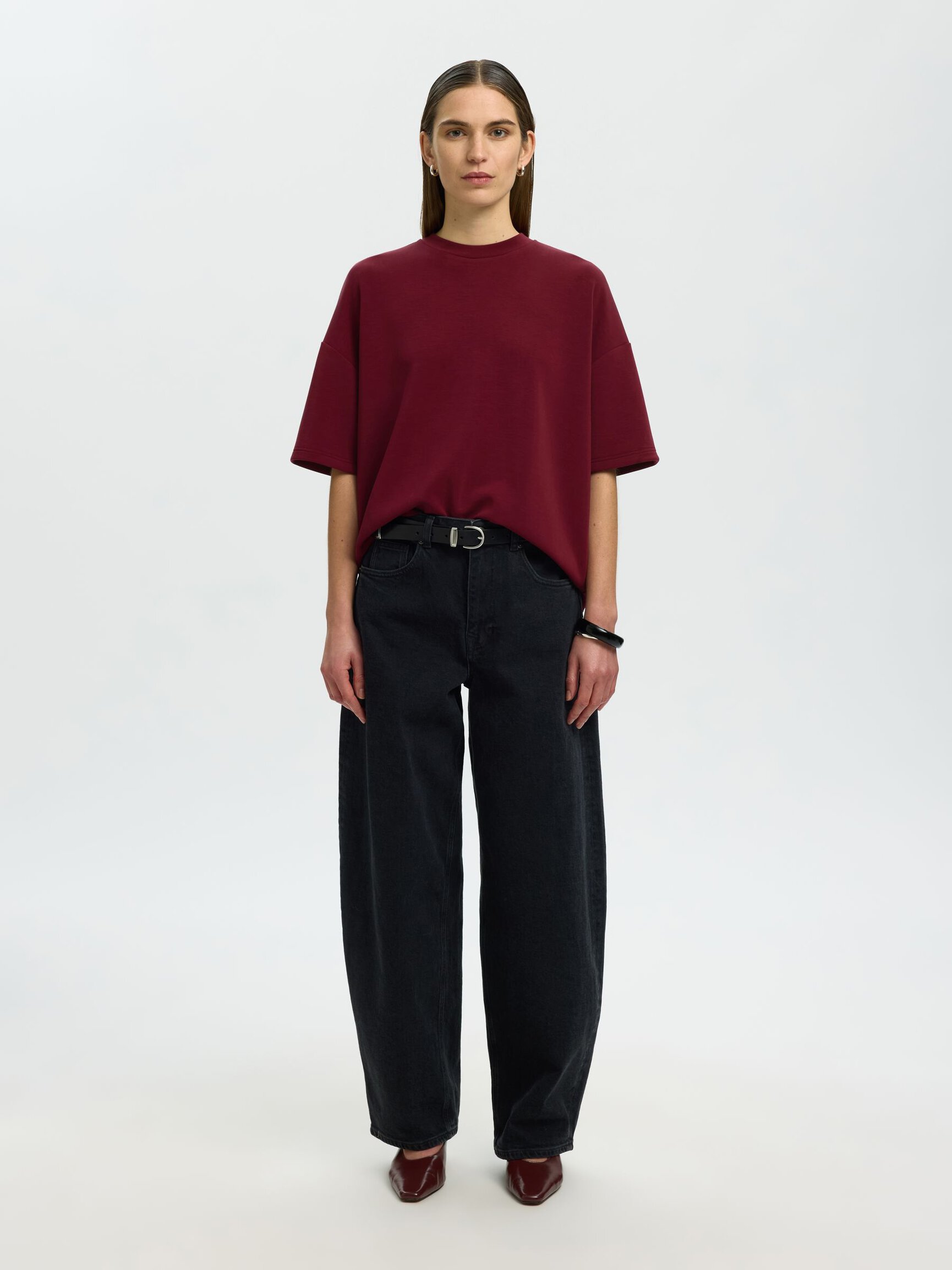 OVERSIZED T-SHIRT
