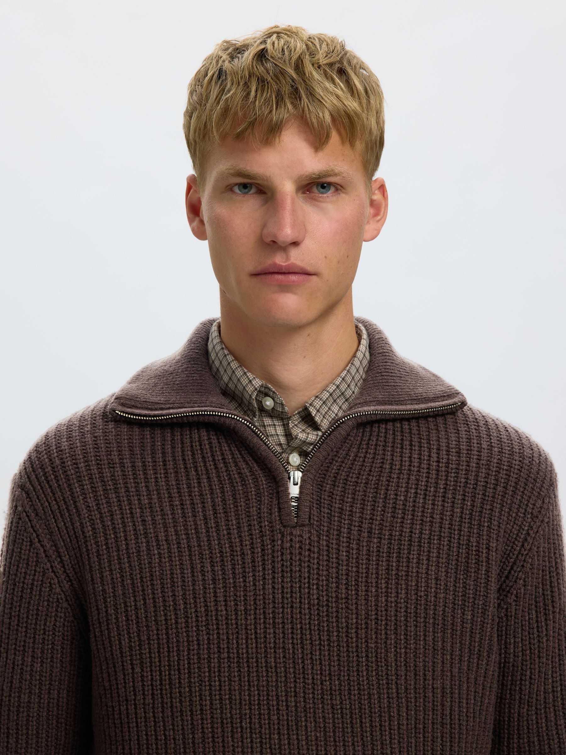 KNITTED WOOL BLEND HALF-ZIP JUMPER