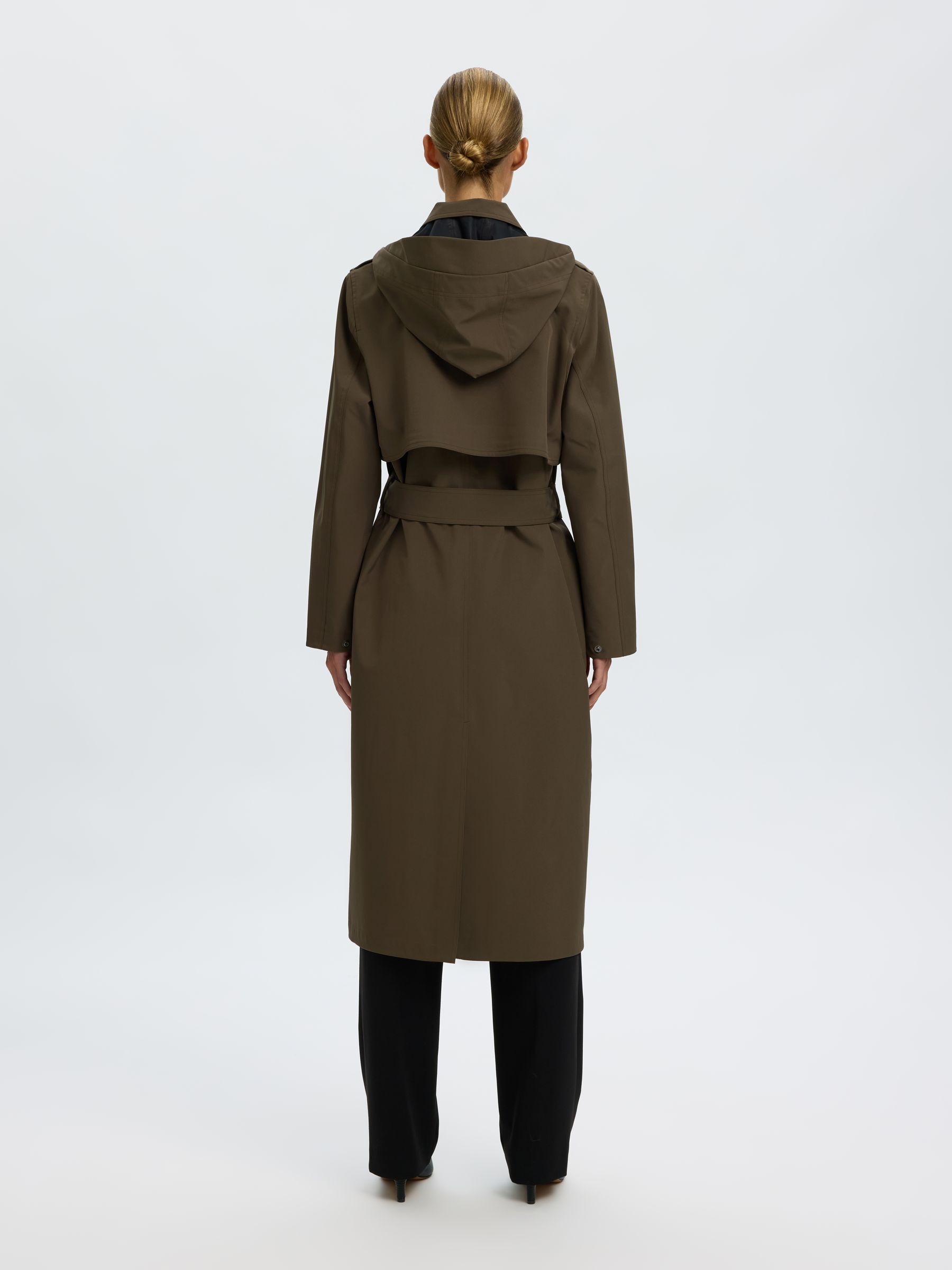 TECHNICAL TRENCHCOAT