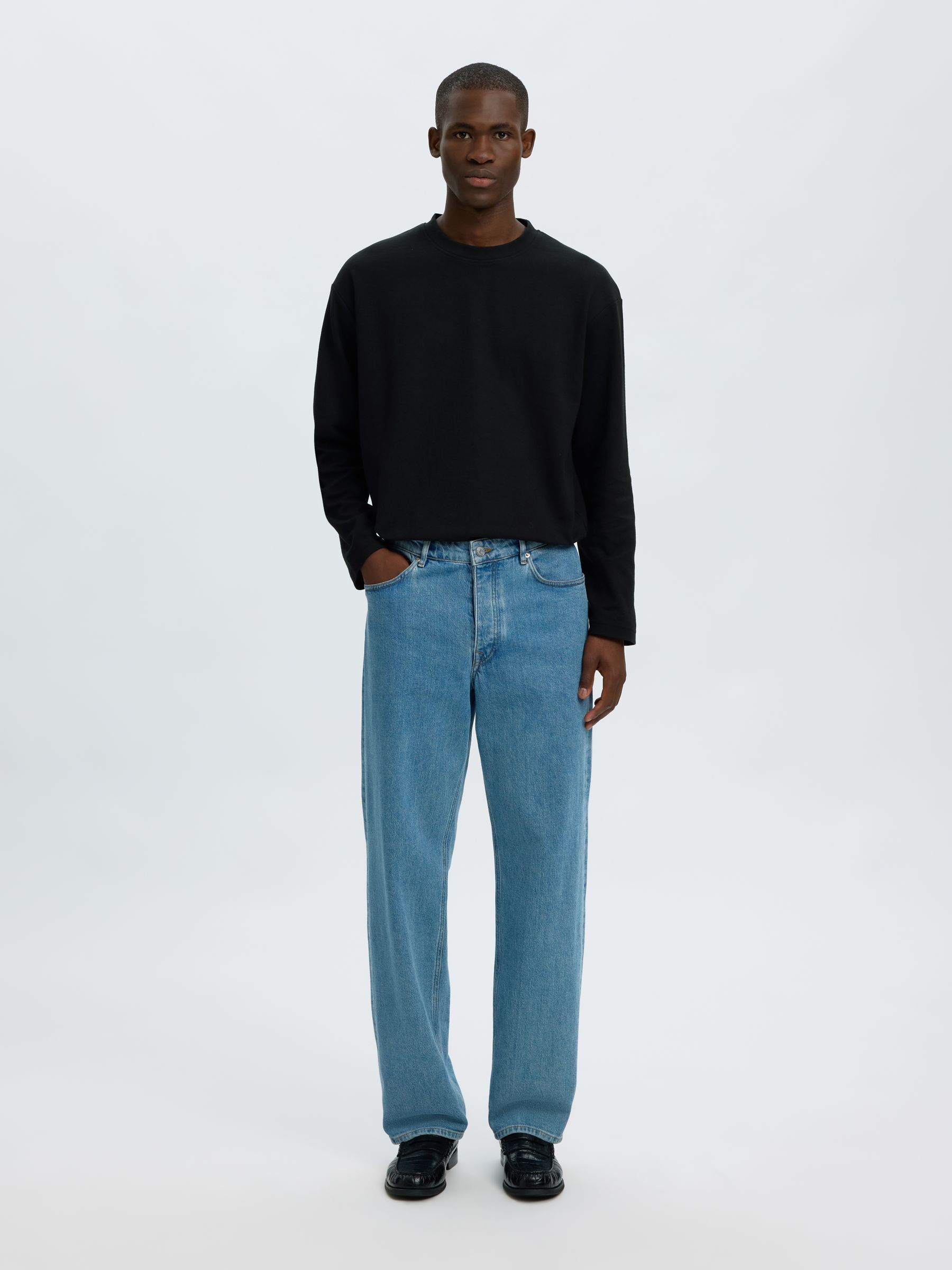LOOSE FIT  LONG-SLEEVED T-SHIRT