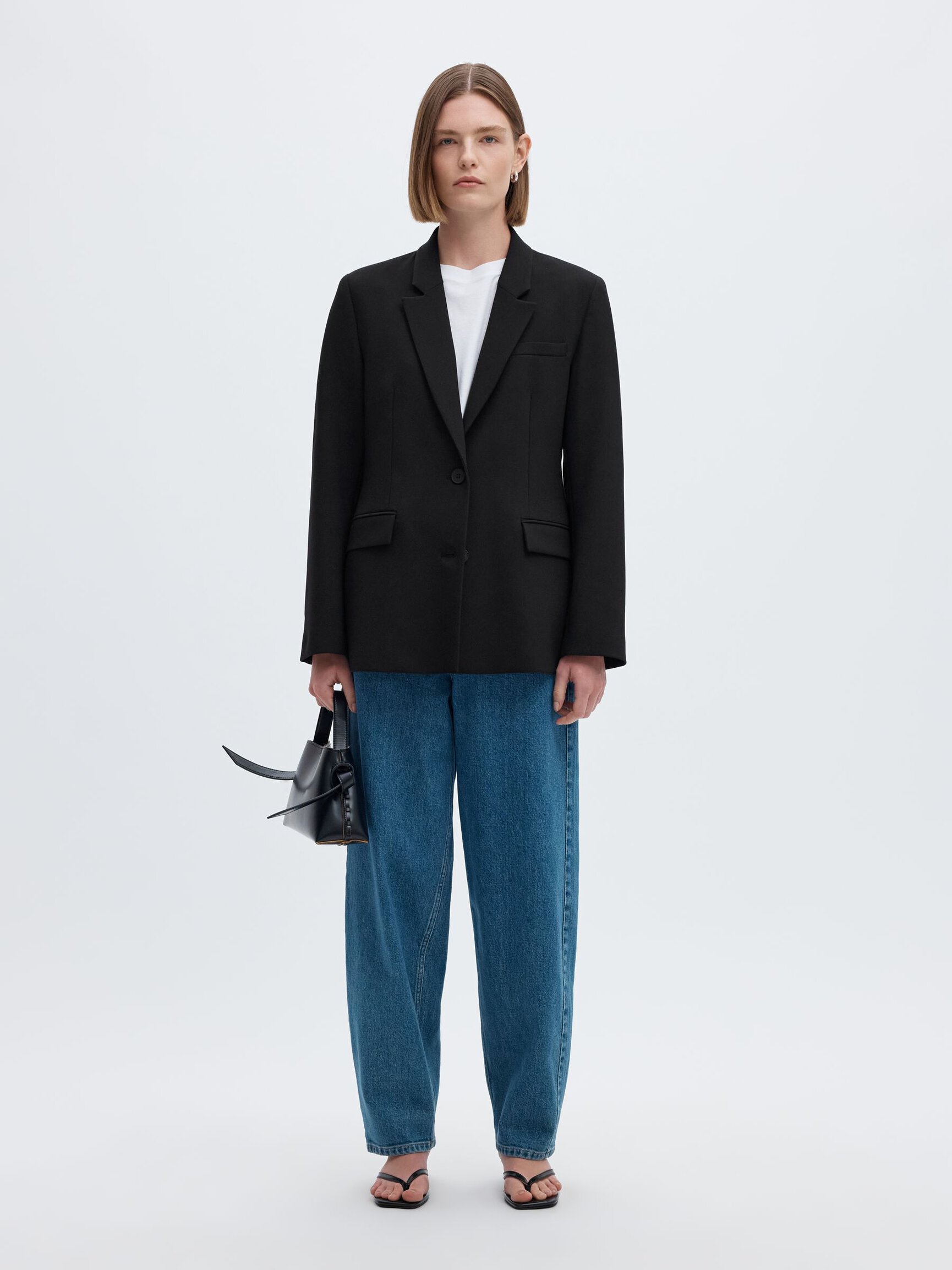 KLASSISCHER EINREIHIGER BLAZER