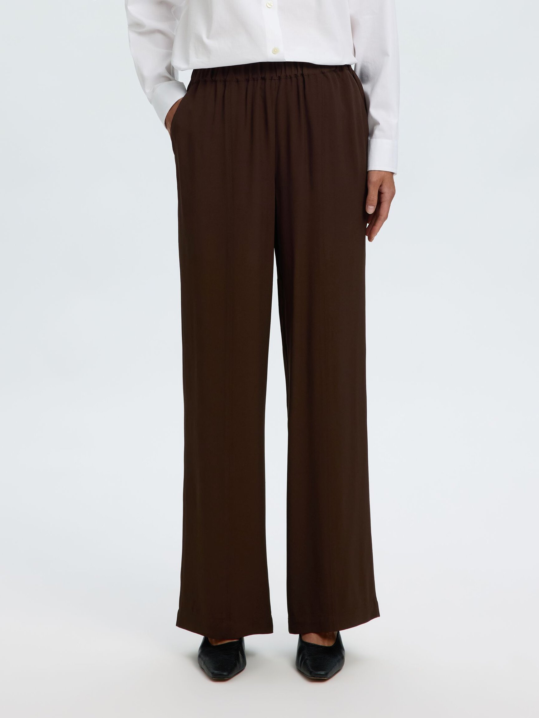 STRAGHT FIT TROUSERS