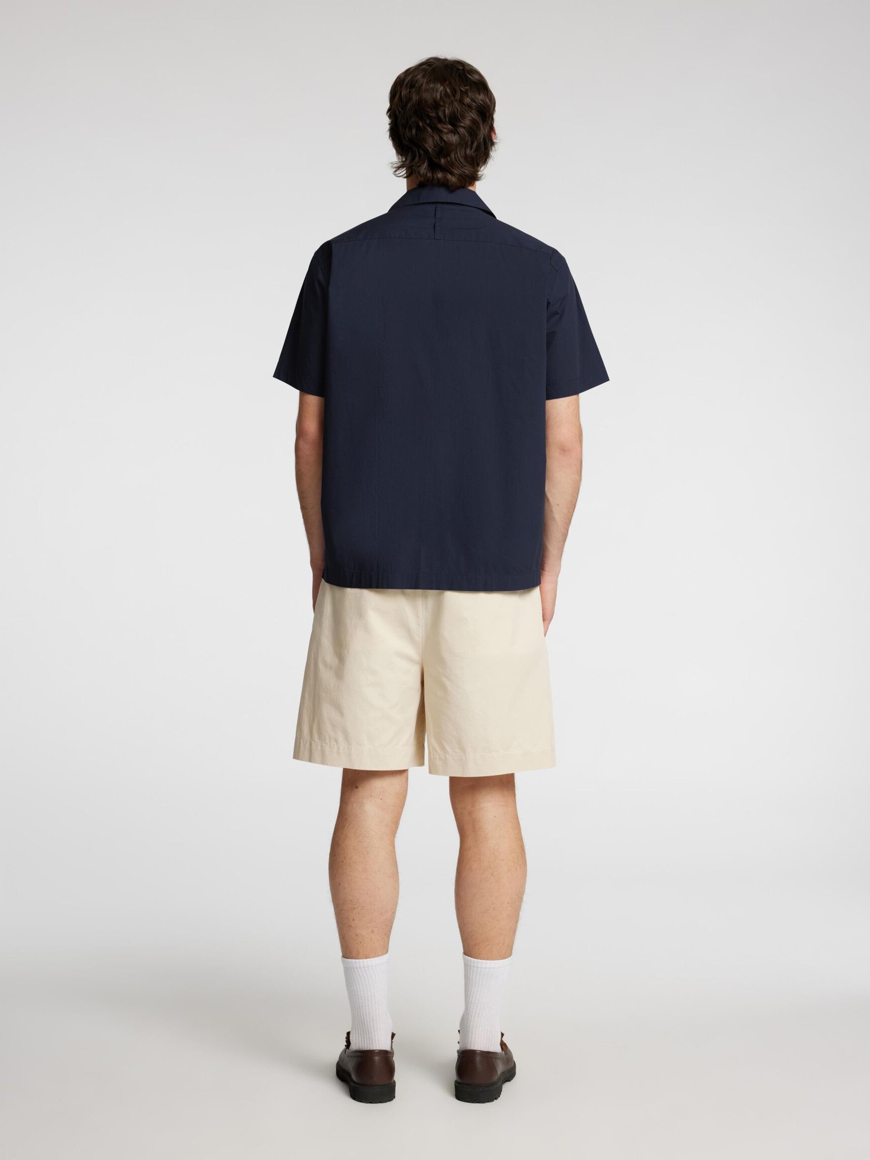 KOSZULA Z KRÓTKIM RĘKAWEM