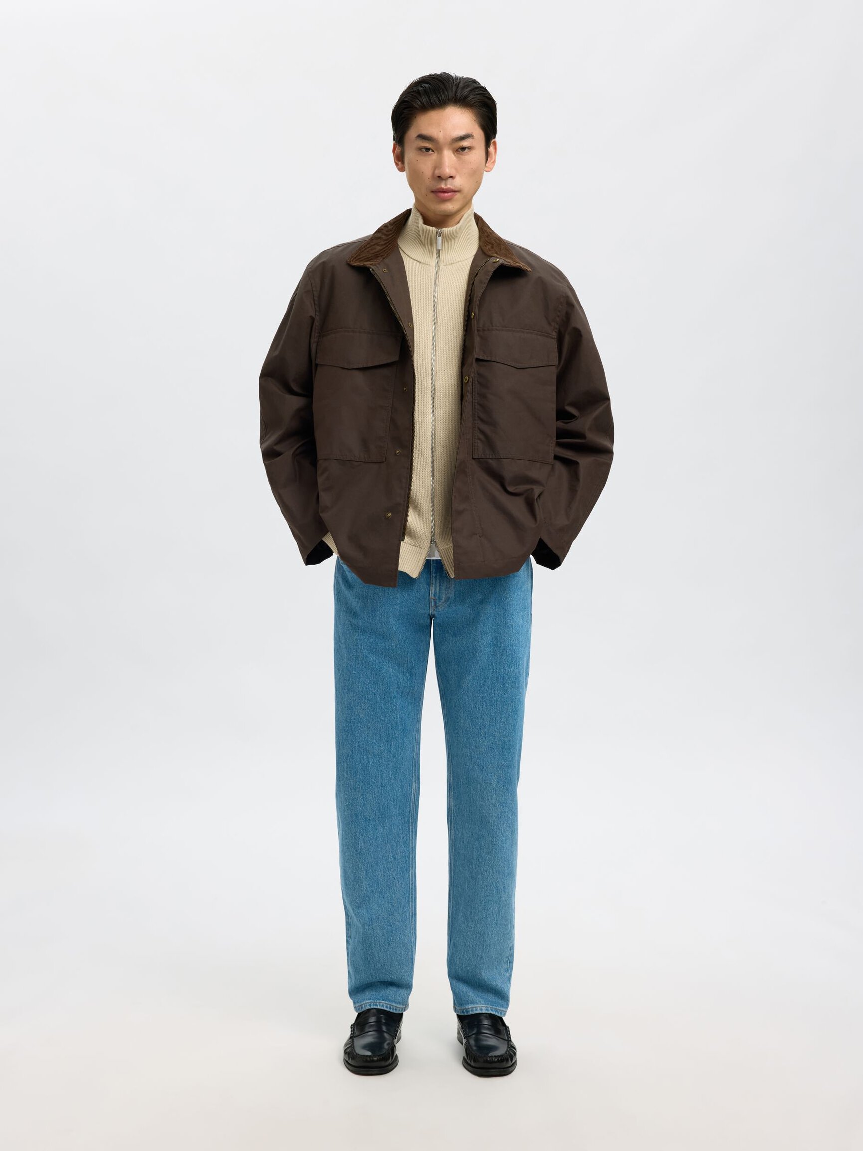 CUELLO ALTO CON CREMALLERA CHAQUETA DE PUNTO