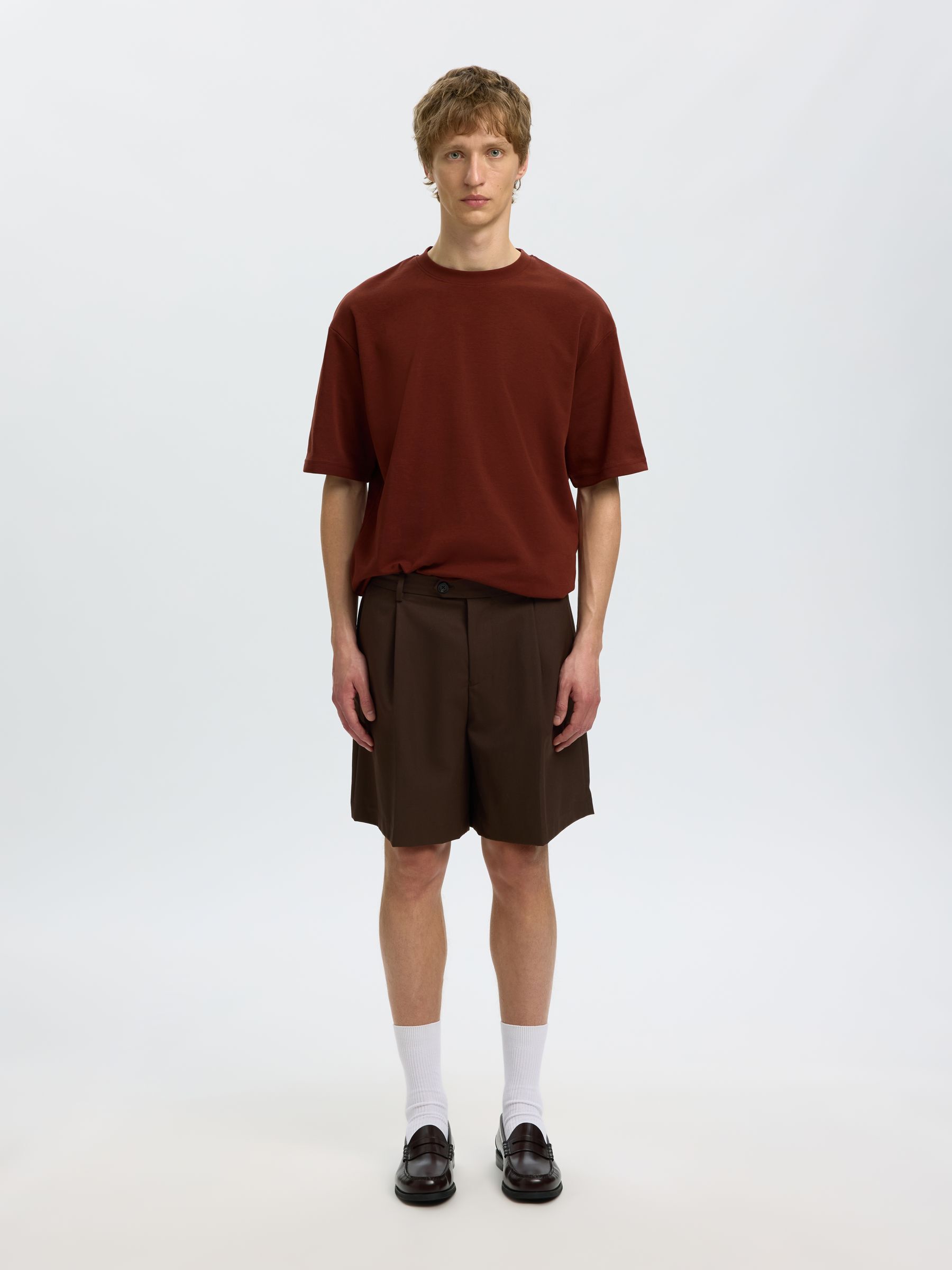LOOSE FIT T-SHIRT