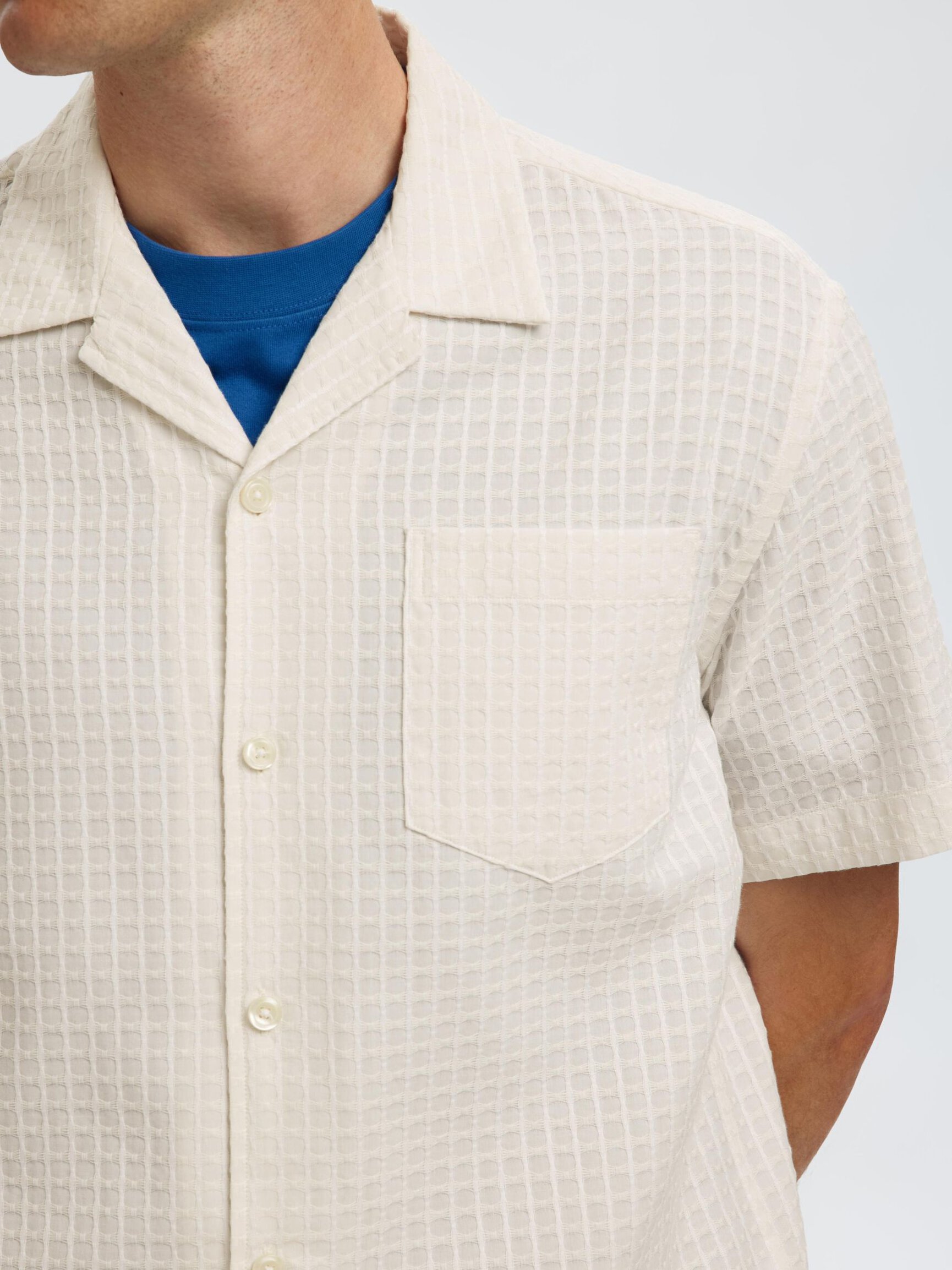 STRUCTURED KURZARMHEMD