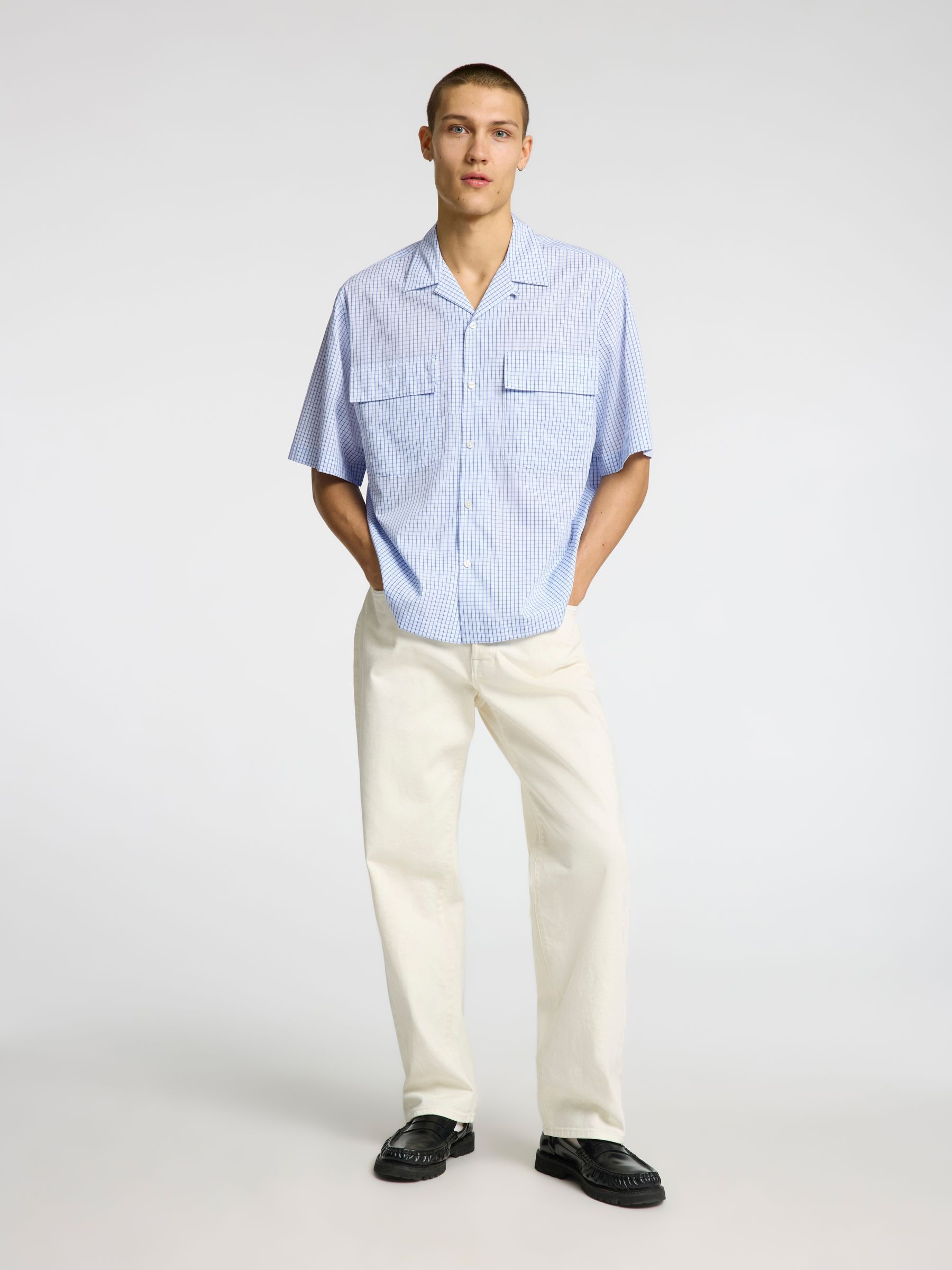 CHECKED SHORT SLEEVED SHIRT