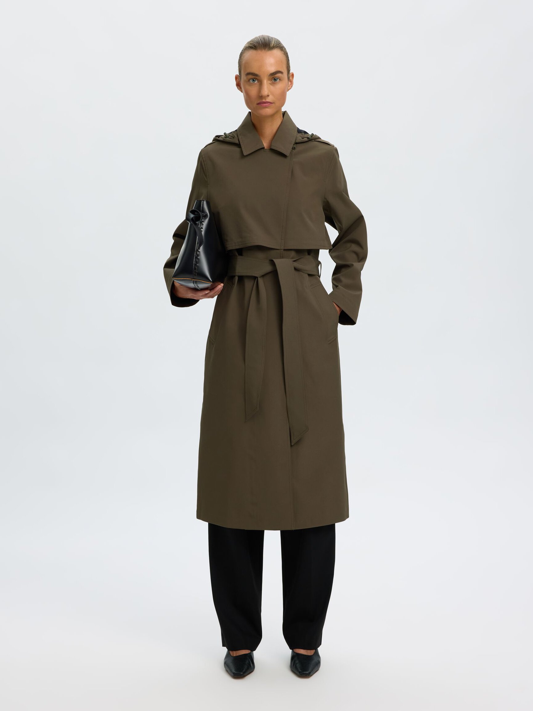 TECHNICAL TRENCHCOAT