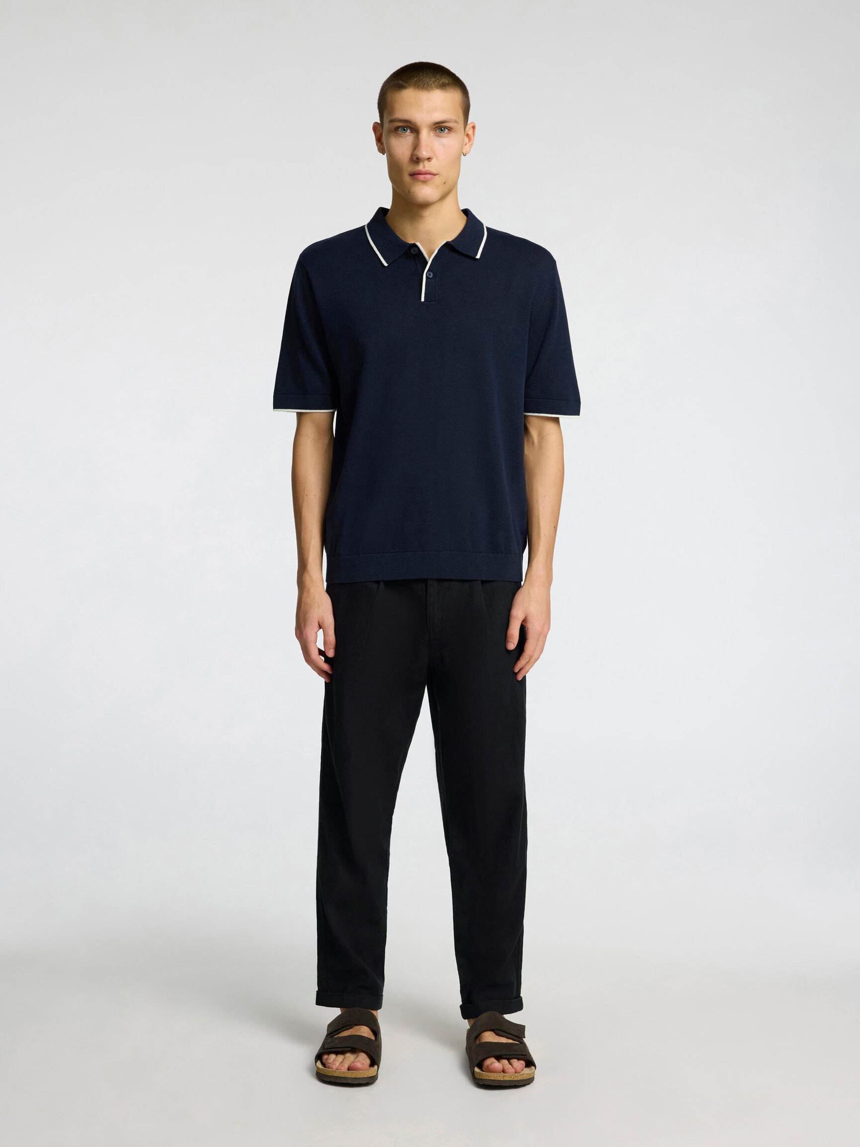 CROPPED RELAXED FIT TROUSERS
