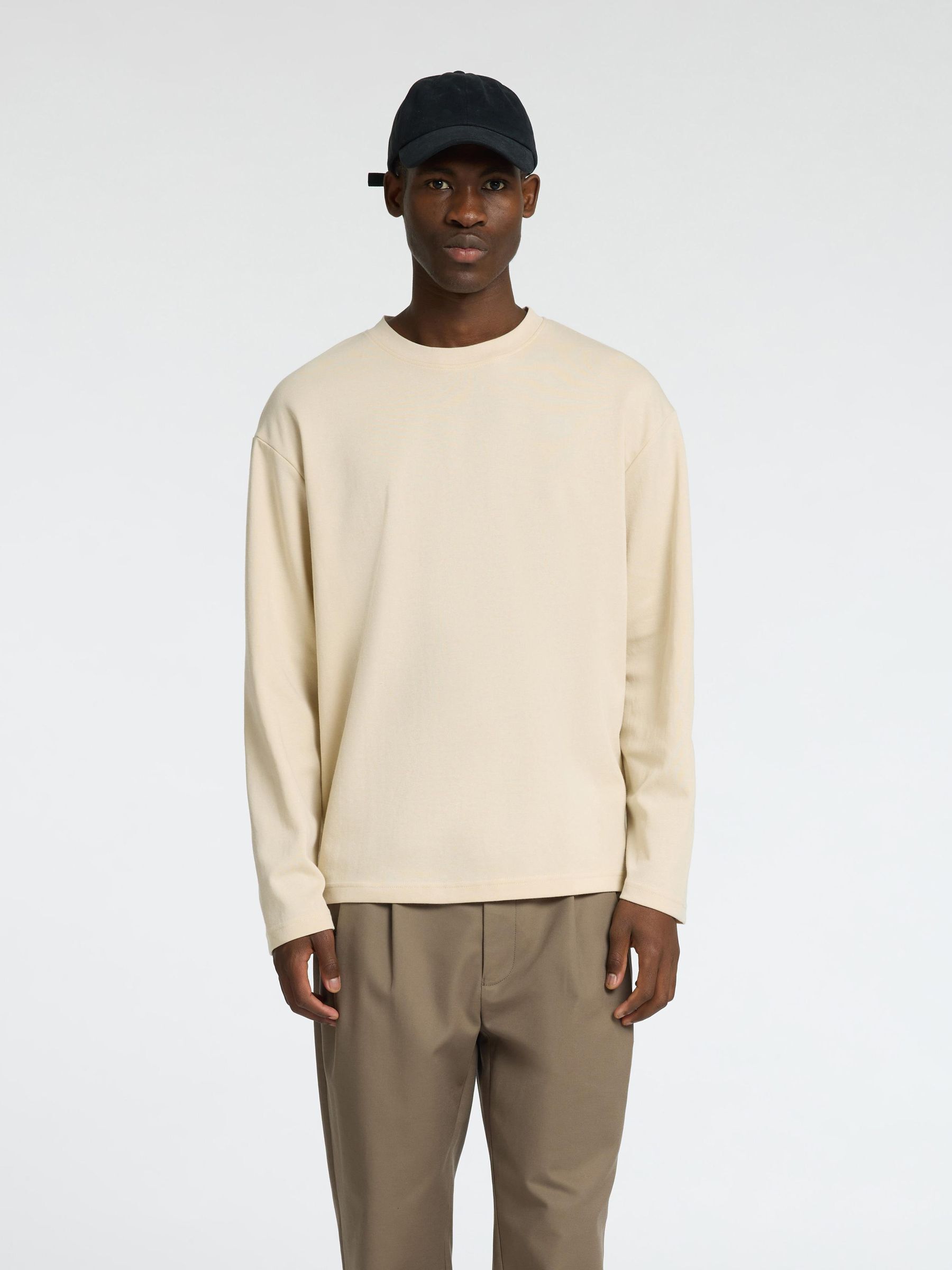 LOOSE FIT  LONG-SLEEVED T-SHIRT