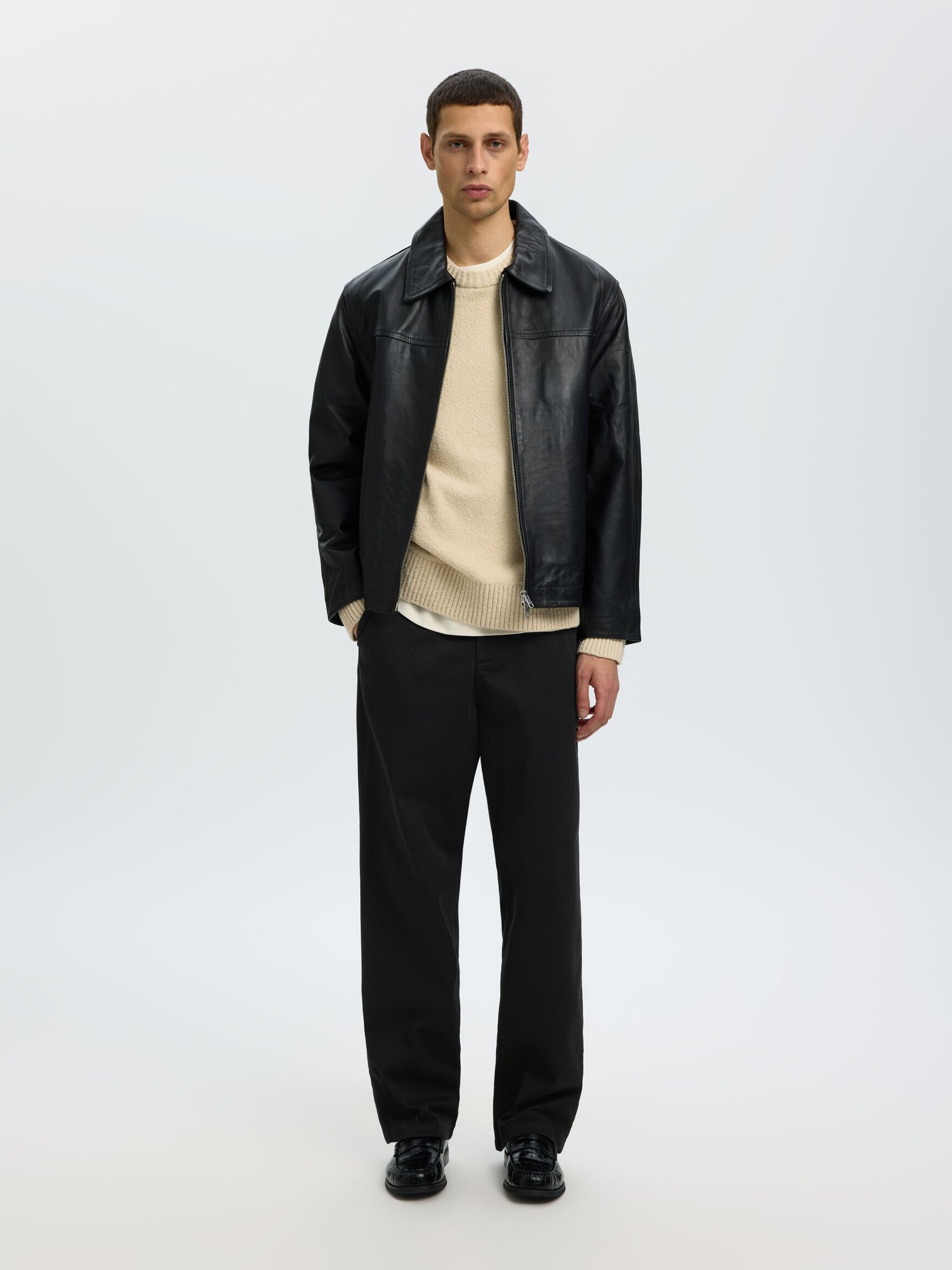 220 LOOSE FIT TROUSERS
