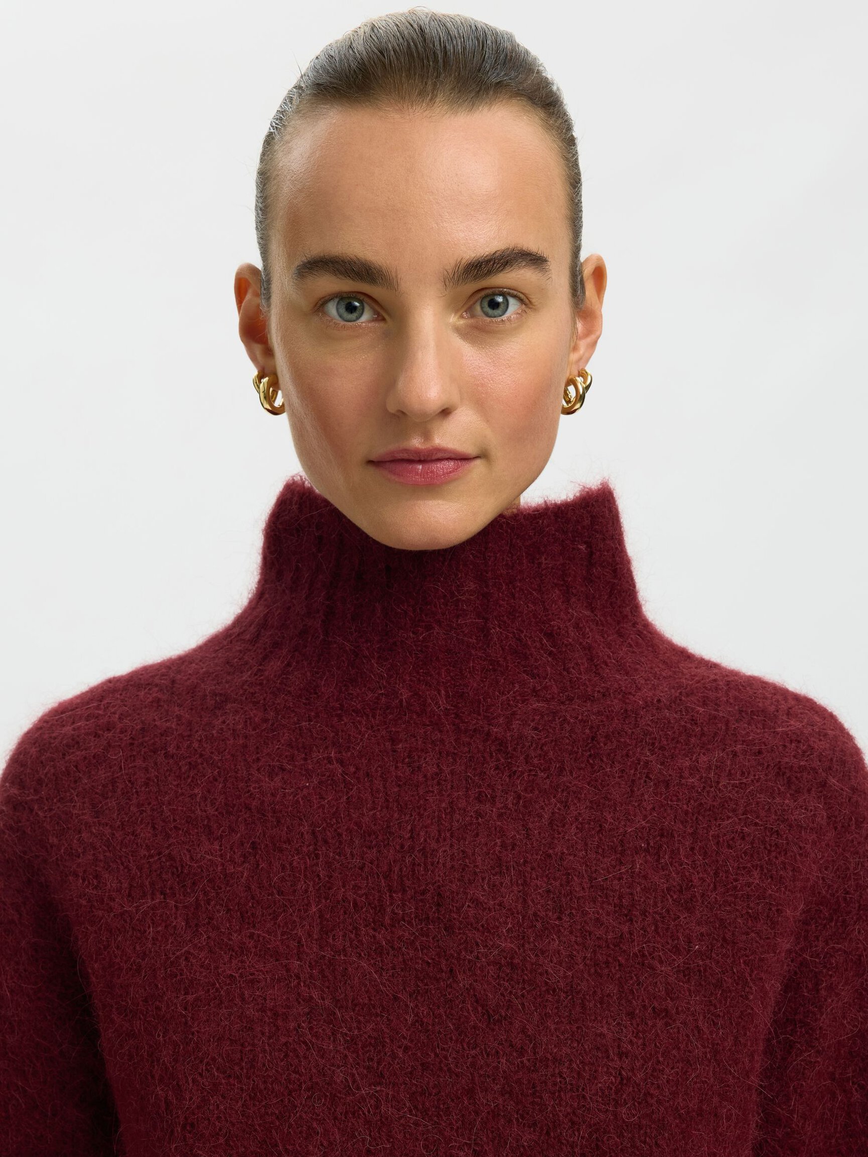 WOOL BLEND HIGH-NECK JUMPER