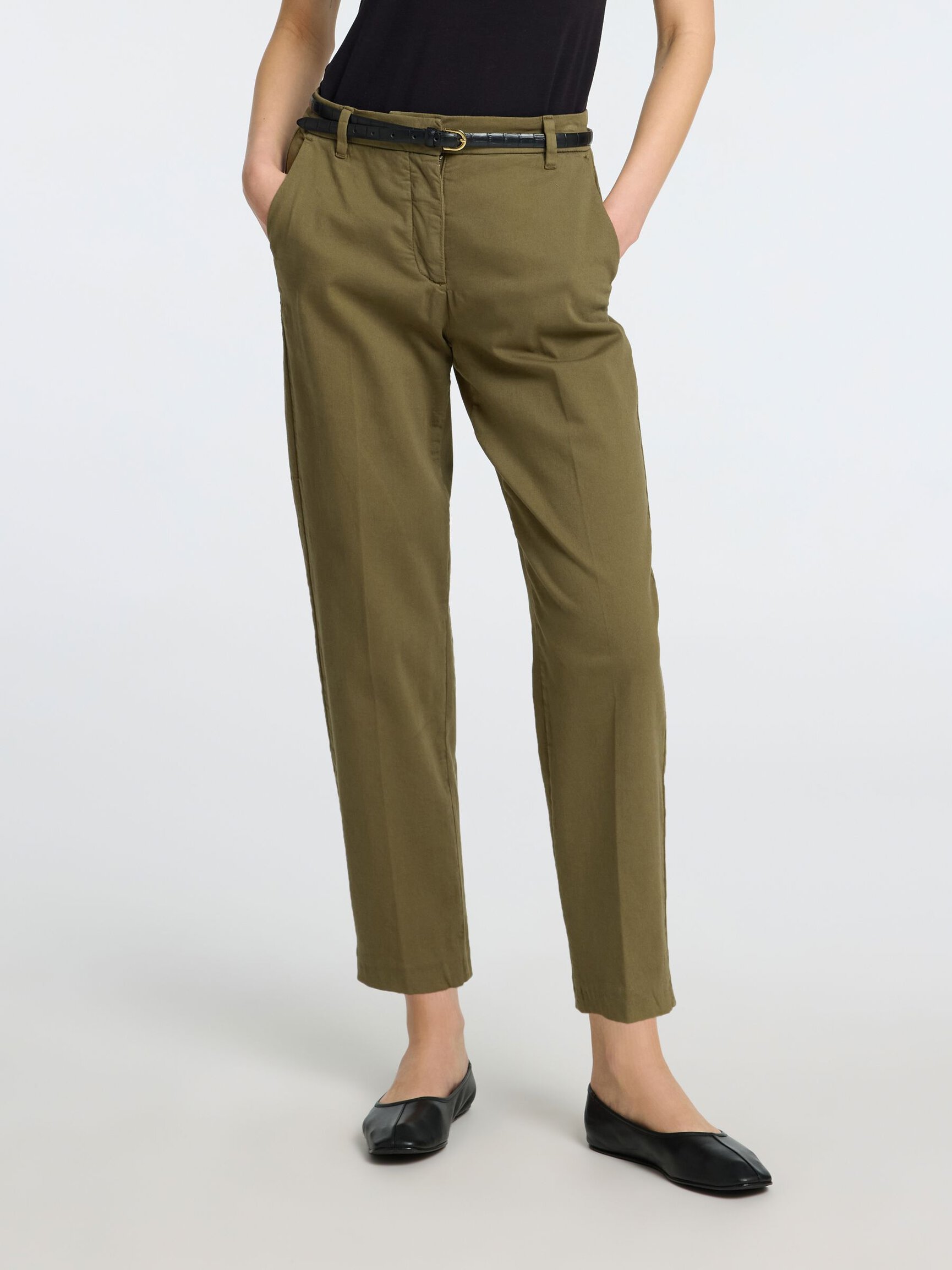CROPPED TAPERED TROUSERS