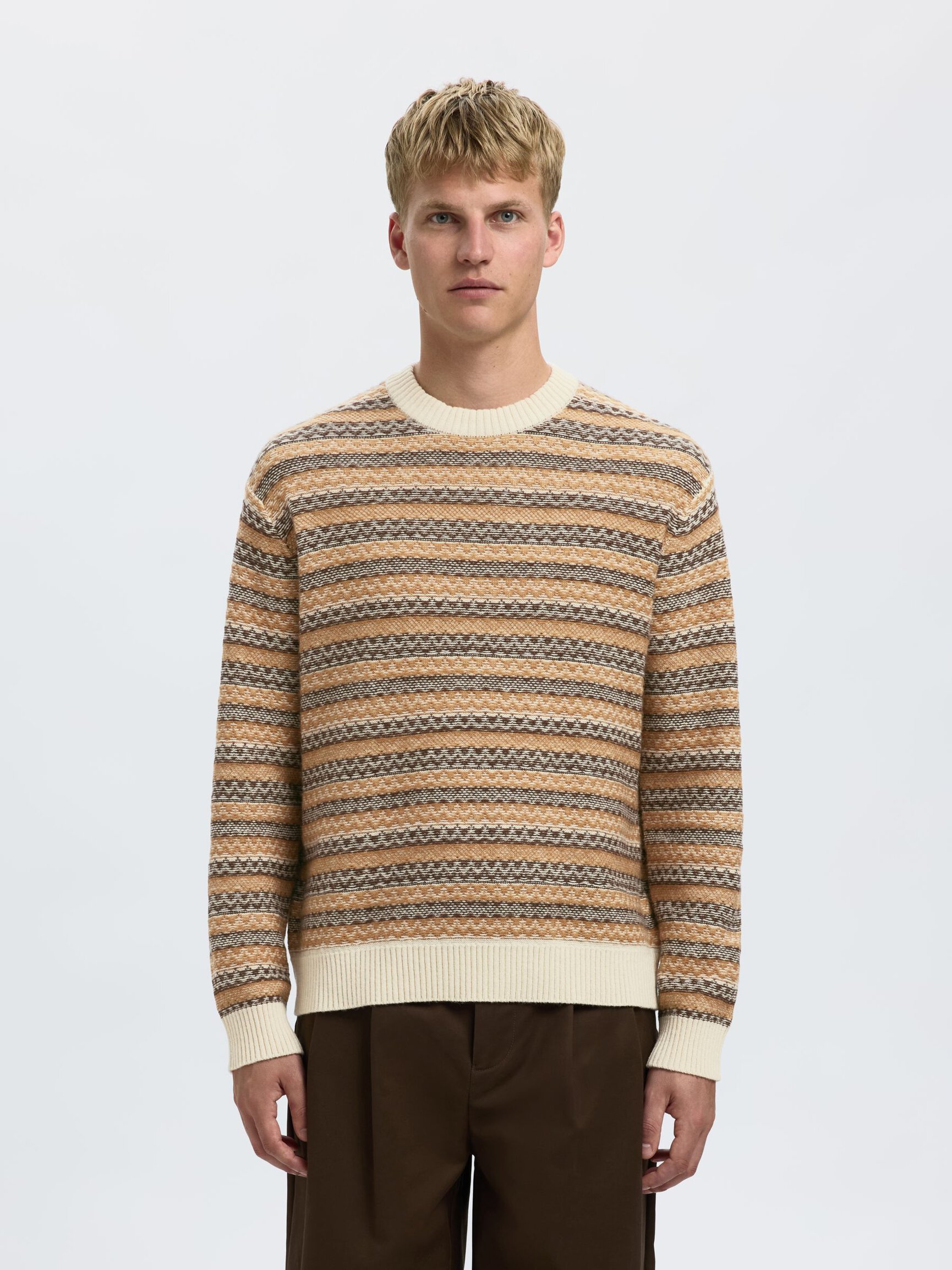 WOOL BLEND KNITTED PULLOVER