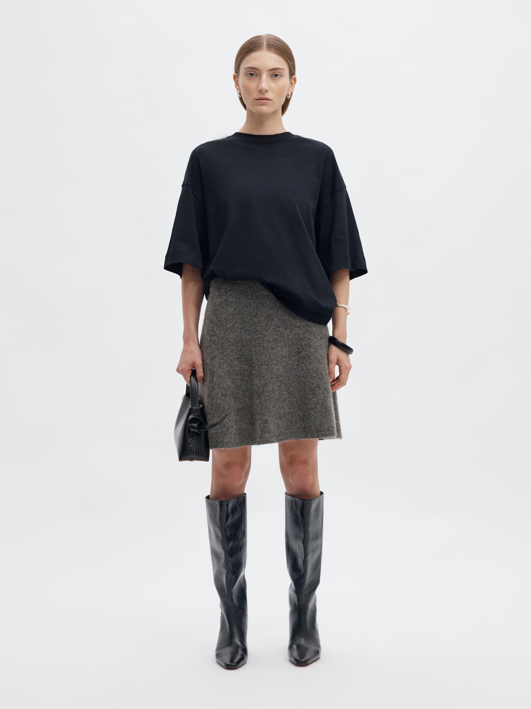 BRUSHED KNITTED SKIRT