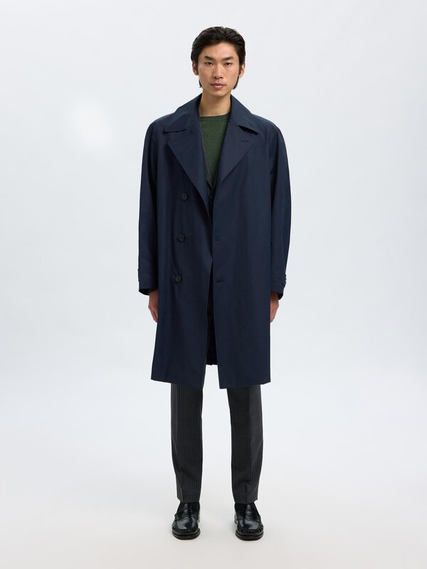 Water-Repellent Trenchcoat