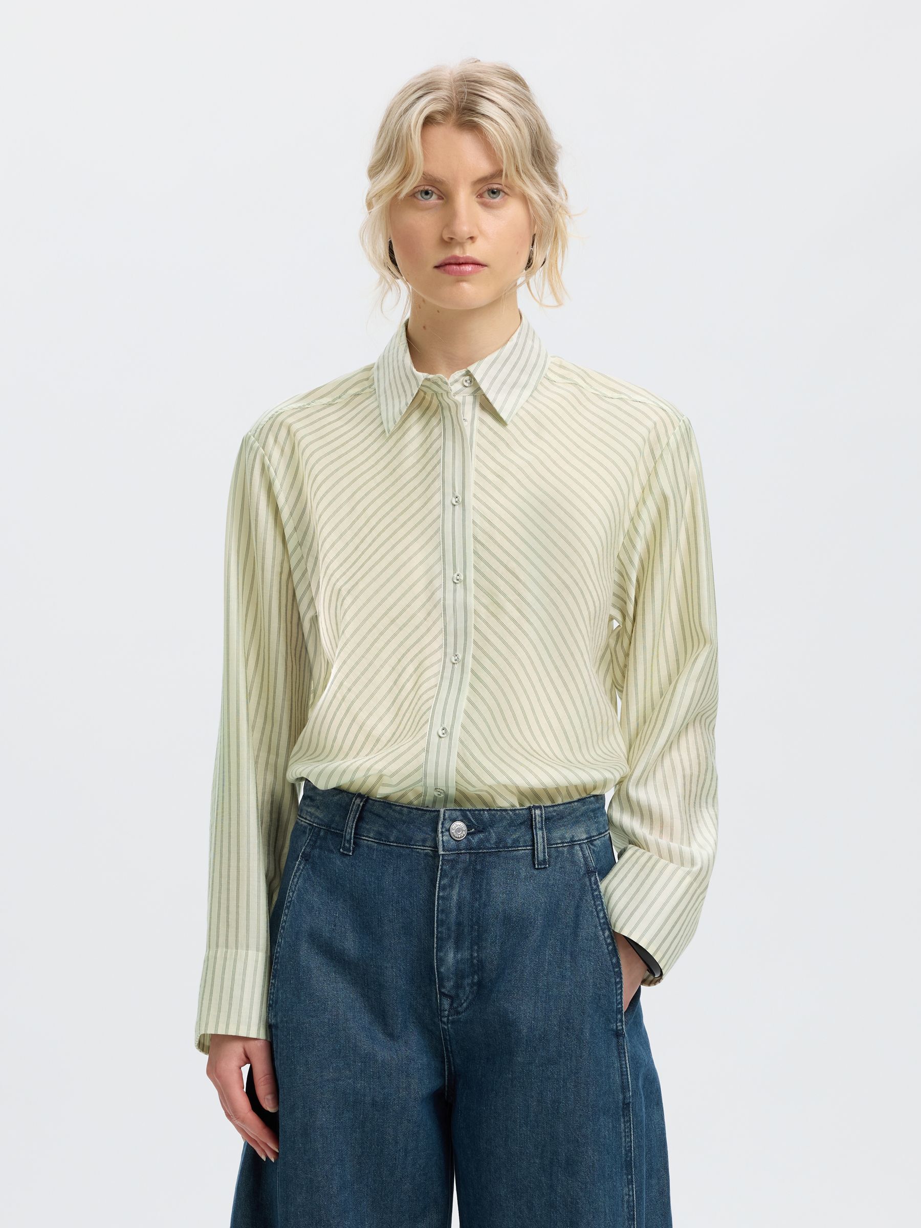 RELAXED FIT SHIRT
