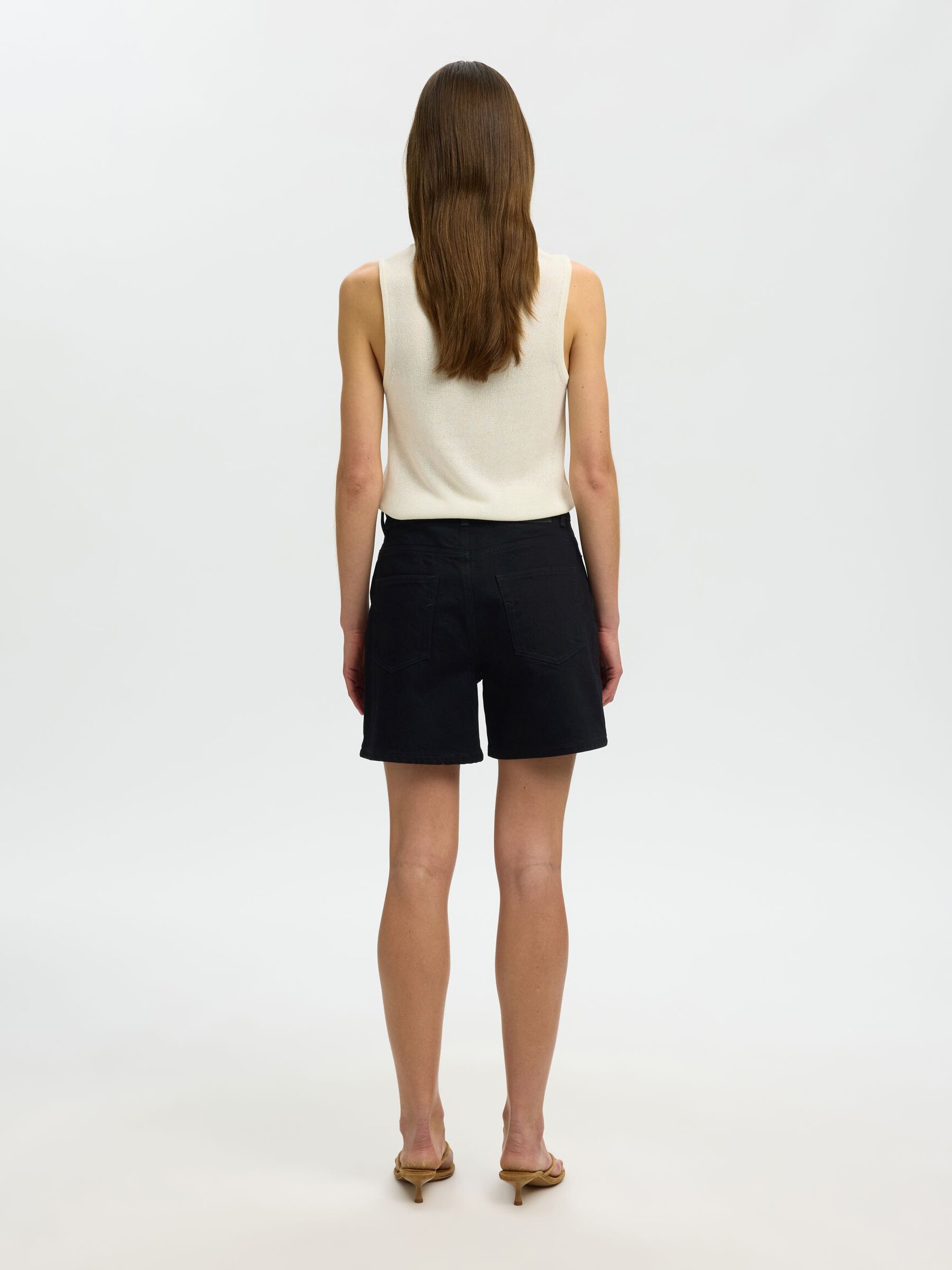 HIGH WAISTED DENIM SHORTS