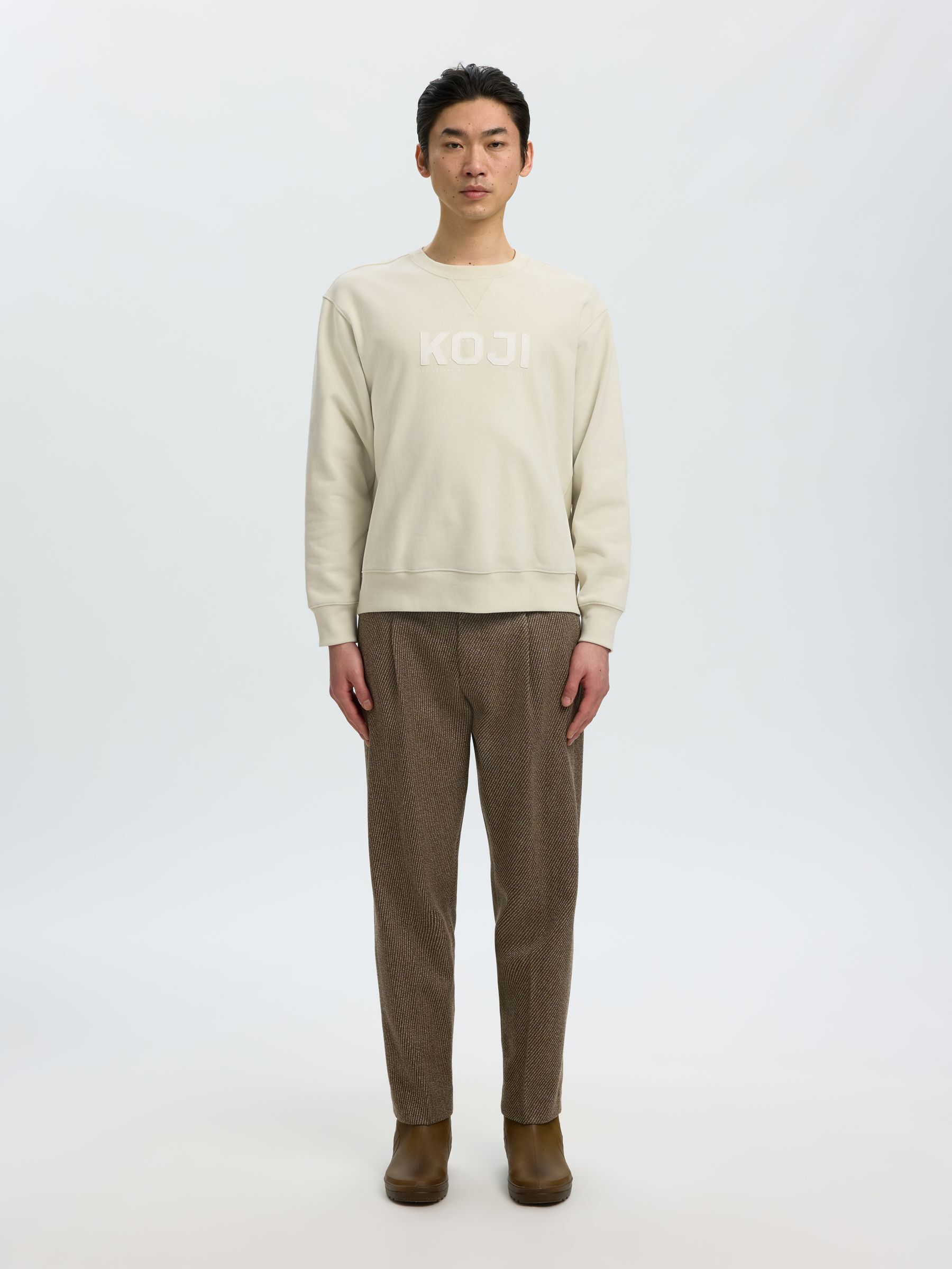 RELAXED FIT SWEATSHIRT