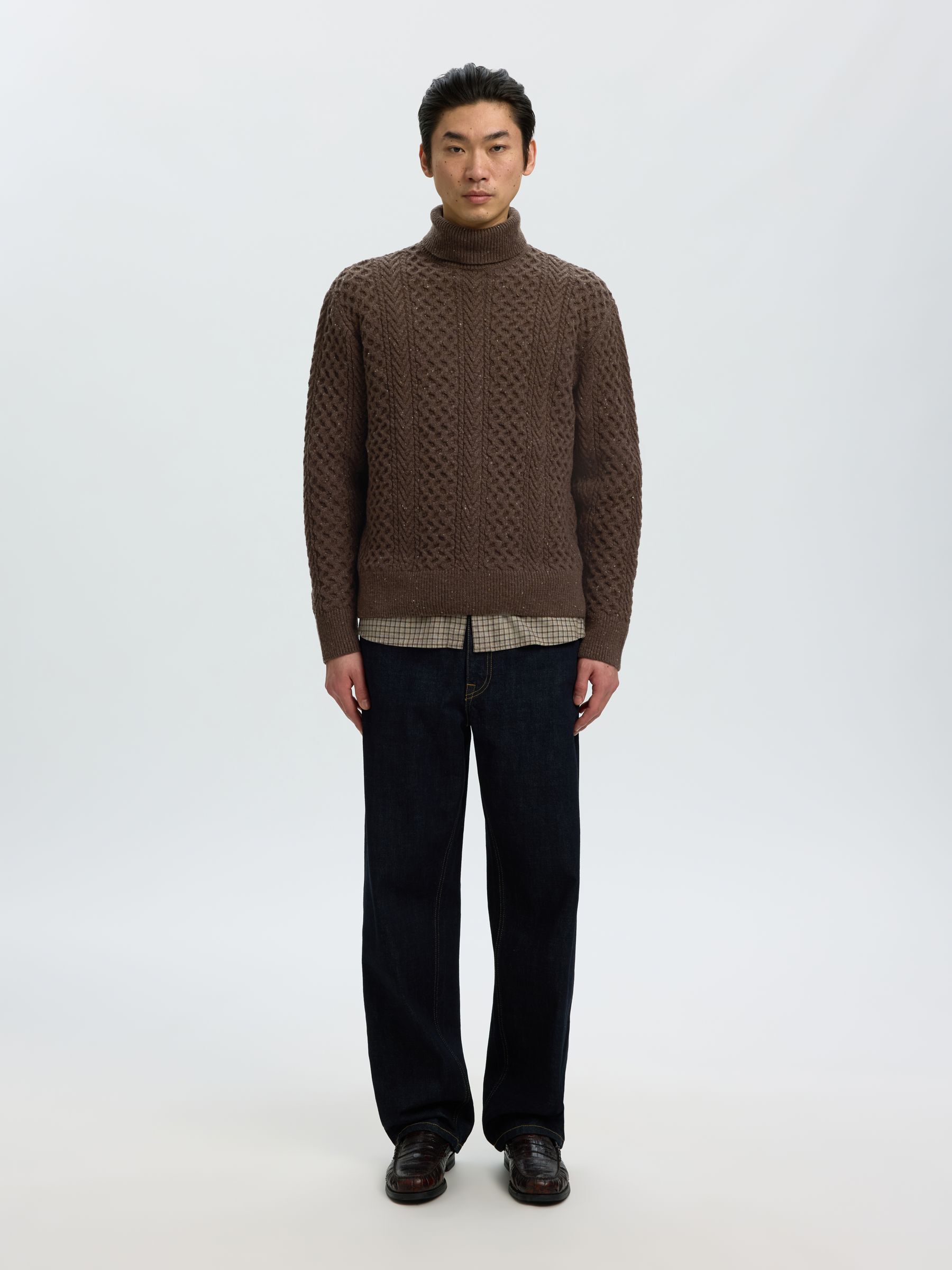 CABLE KNIT TURTLENECK