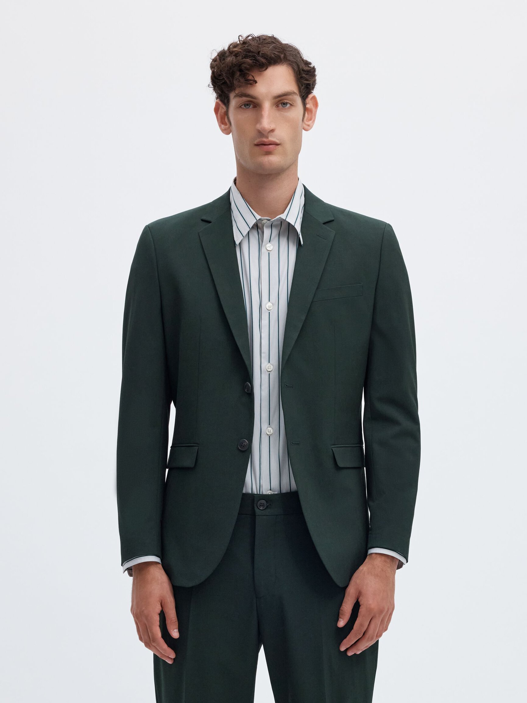 MEZCLA DE VISCOSA, CORTE SLIM BLAZER
