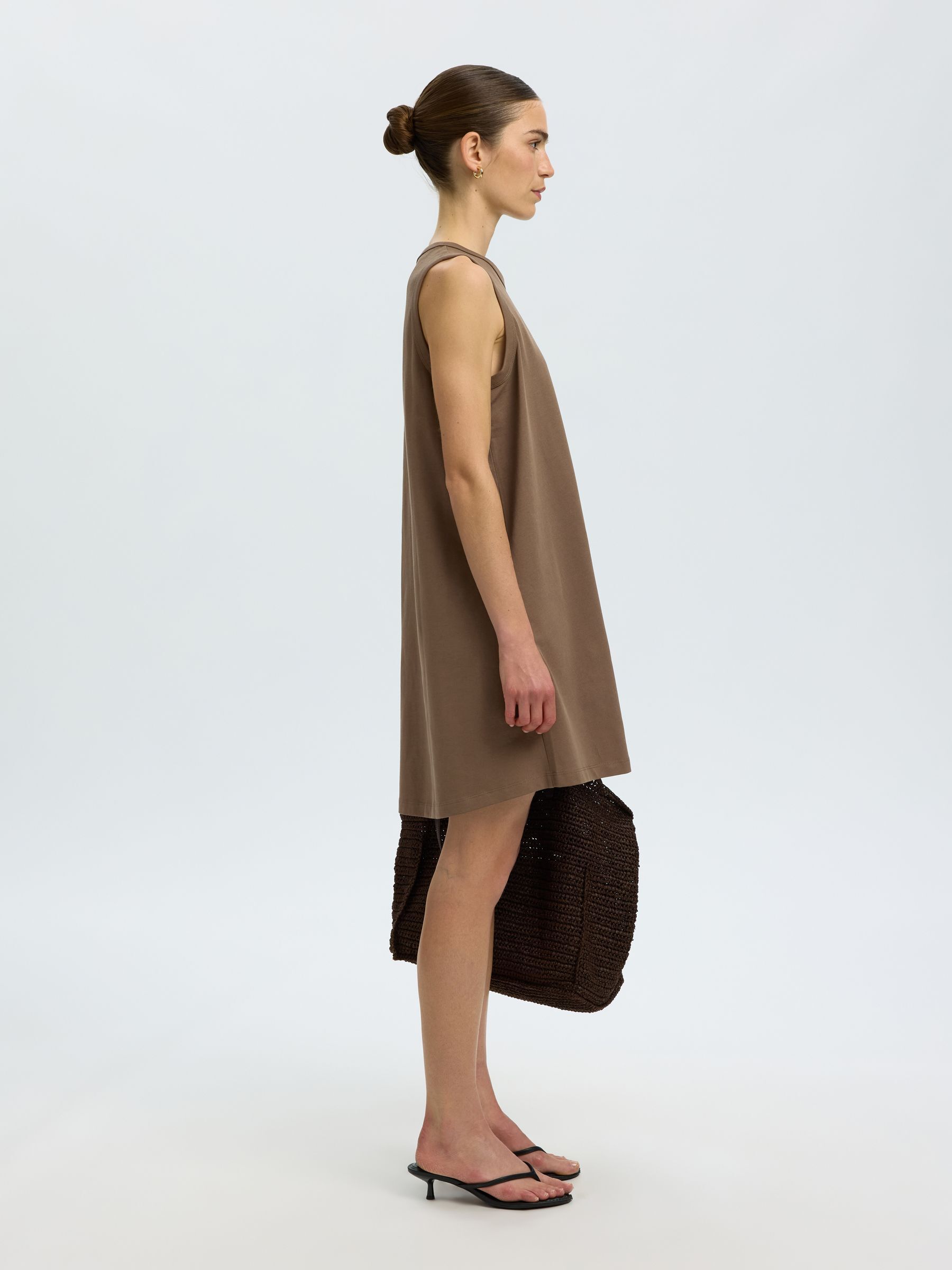 MINI ROBE SANS MANCHES