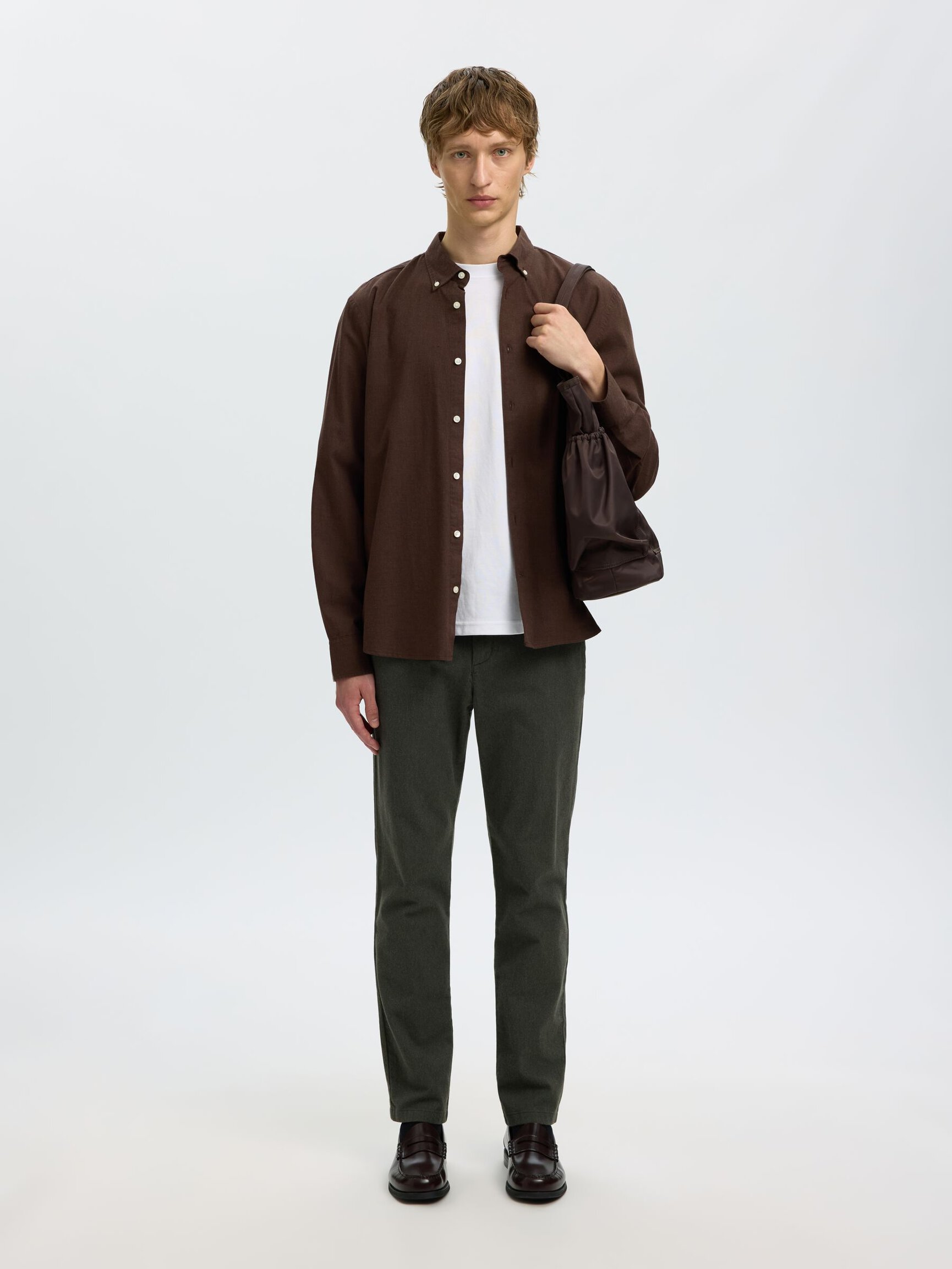 175 SLIM-FIT BRUSHED CHINOS