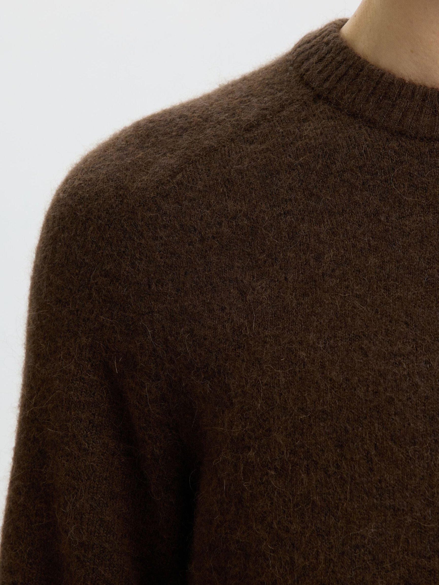 LANGERMET STRIKKET PULLOVER