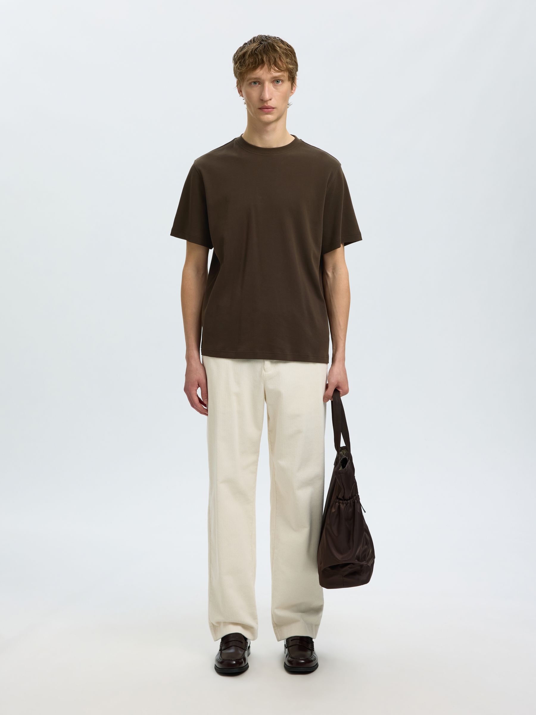 REGULAR FIT T-SHIRT
