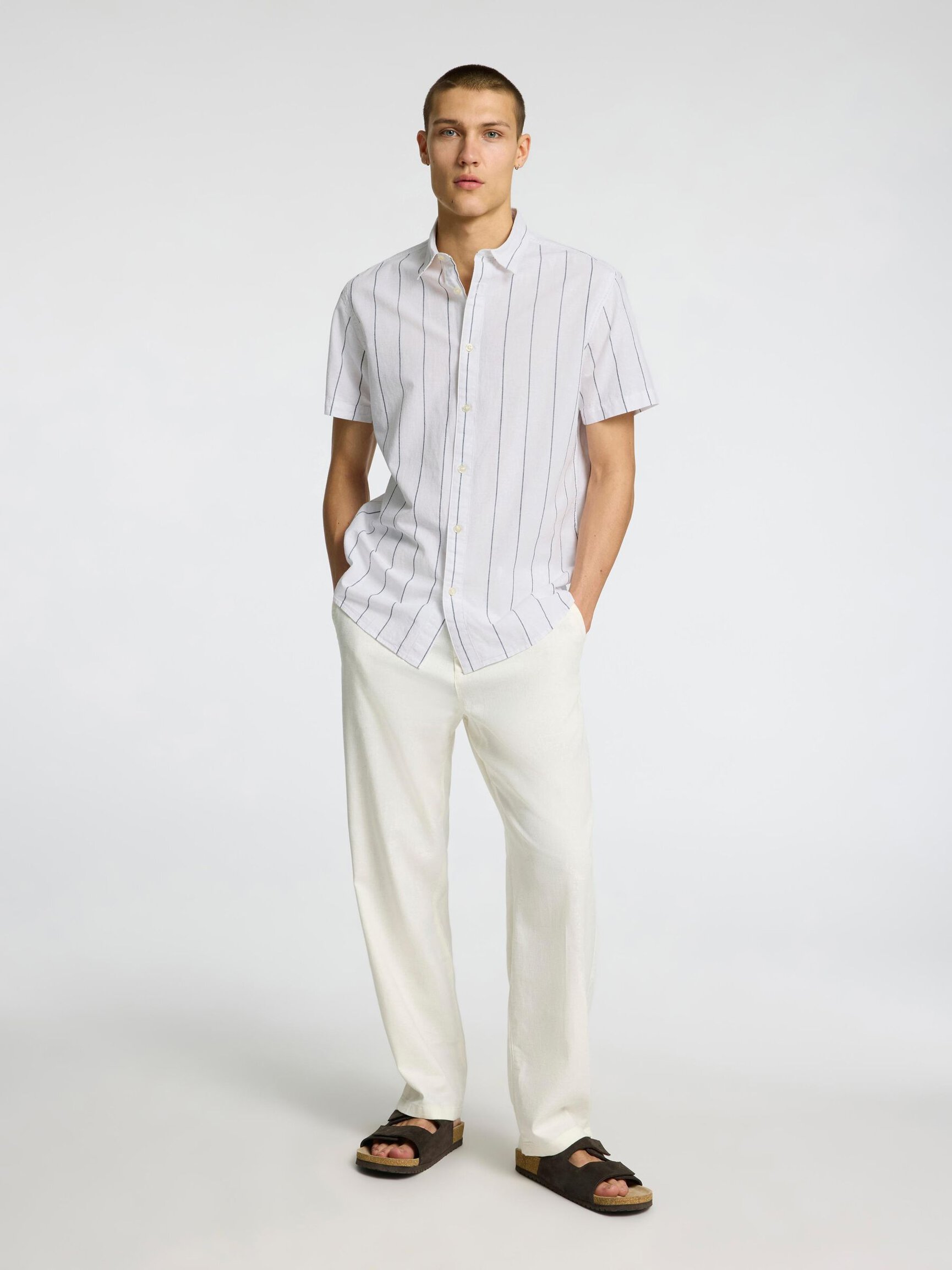 KOSZULA Z KRÓTKIM RĘKAWEM