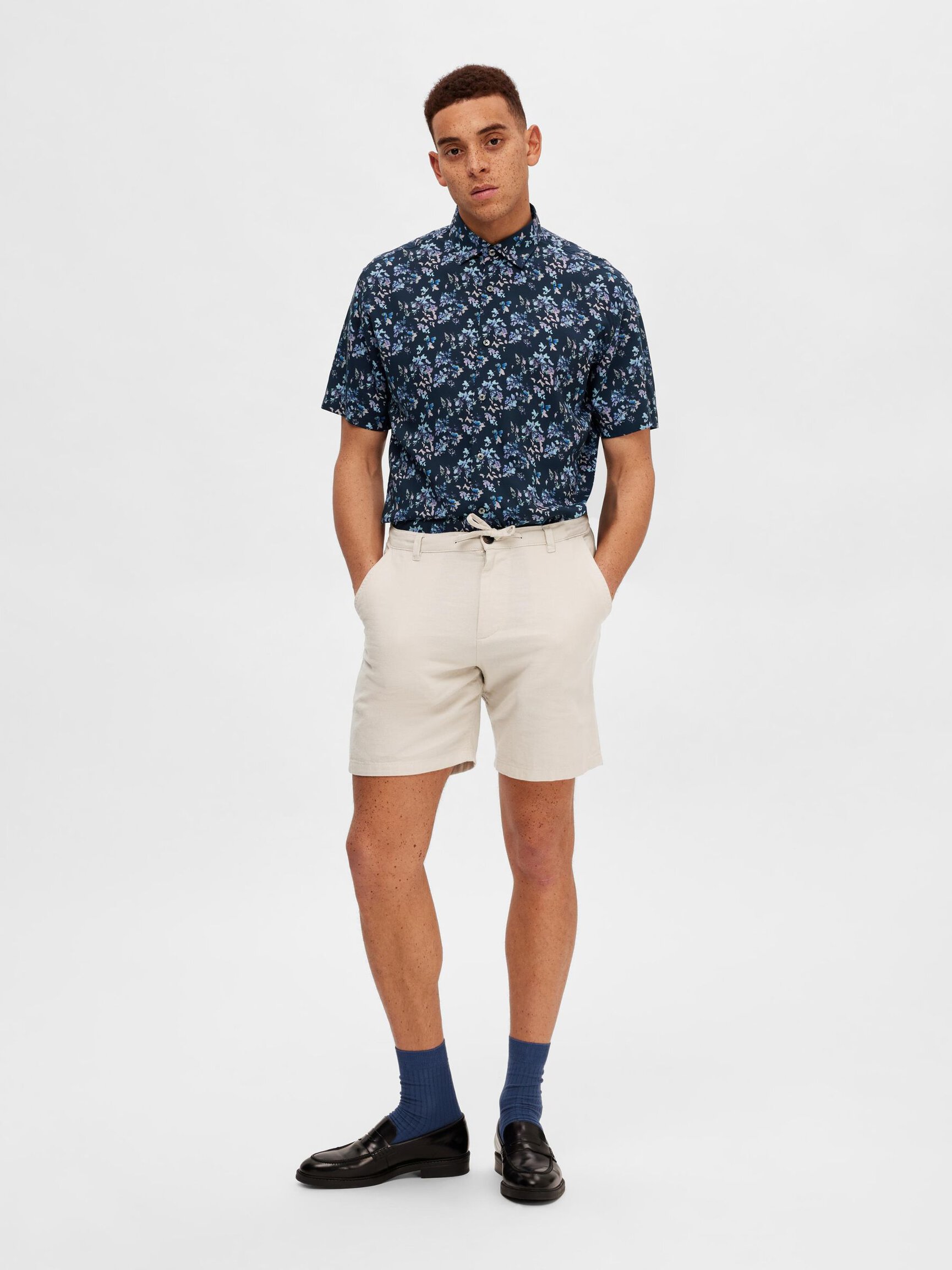 COMFORT FIT SHORTS