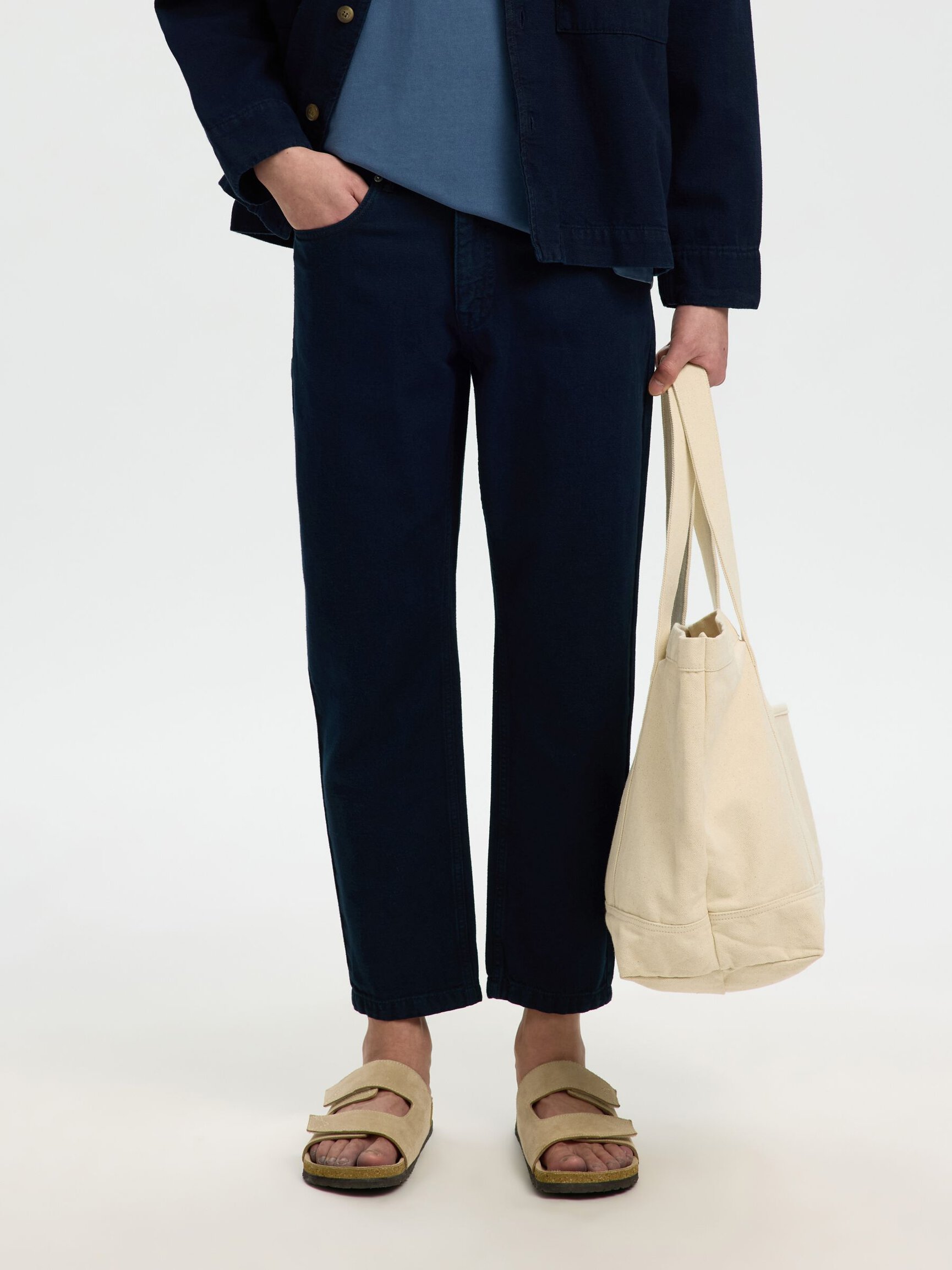 COTTON BLEND TAPERED FIT JEANS
