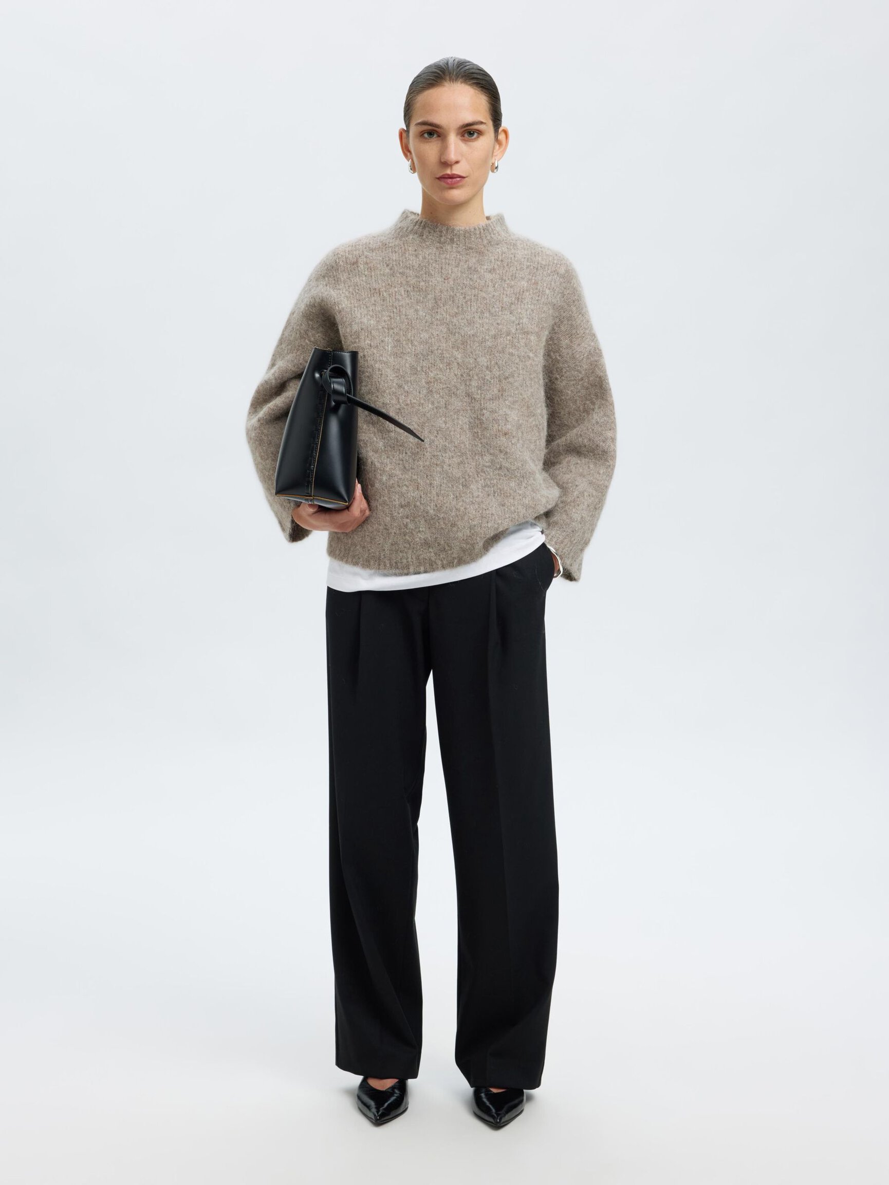 WOOL BLEND PULLOVER